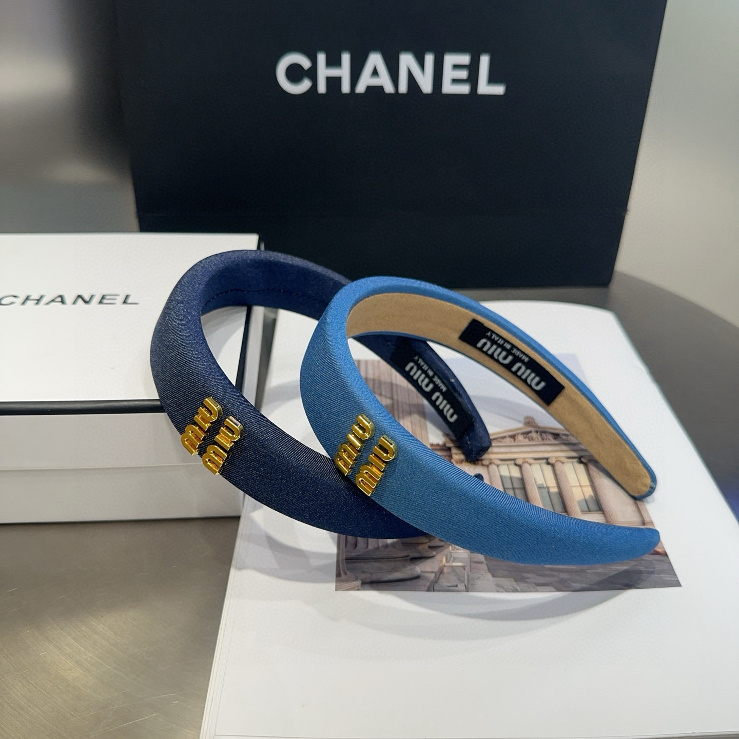 NO:367662,P with packaging box Miumiu's new denim hairband. Simple and elegant, practical and versatile, worth buying!  hairpins, hairpins, miumiu, hairpins19860909P 配包装盒 miumiu新款牛仔布发箍.简单优雅,实用百搭,值得入手！发夹,发夹,miumiu,hairpins,accessory