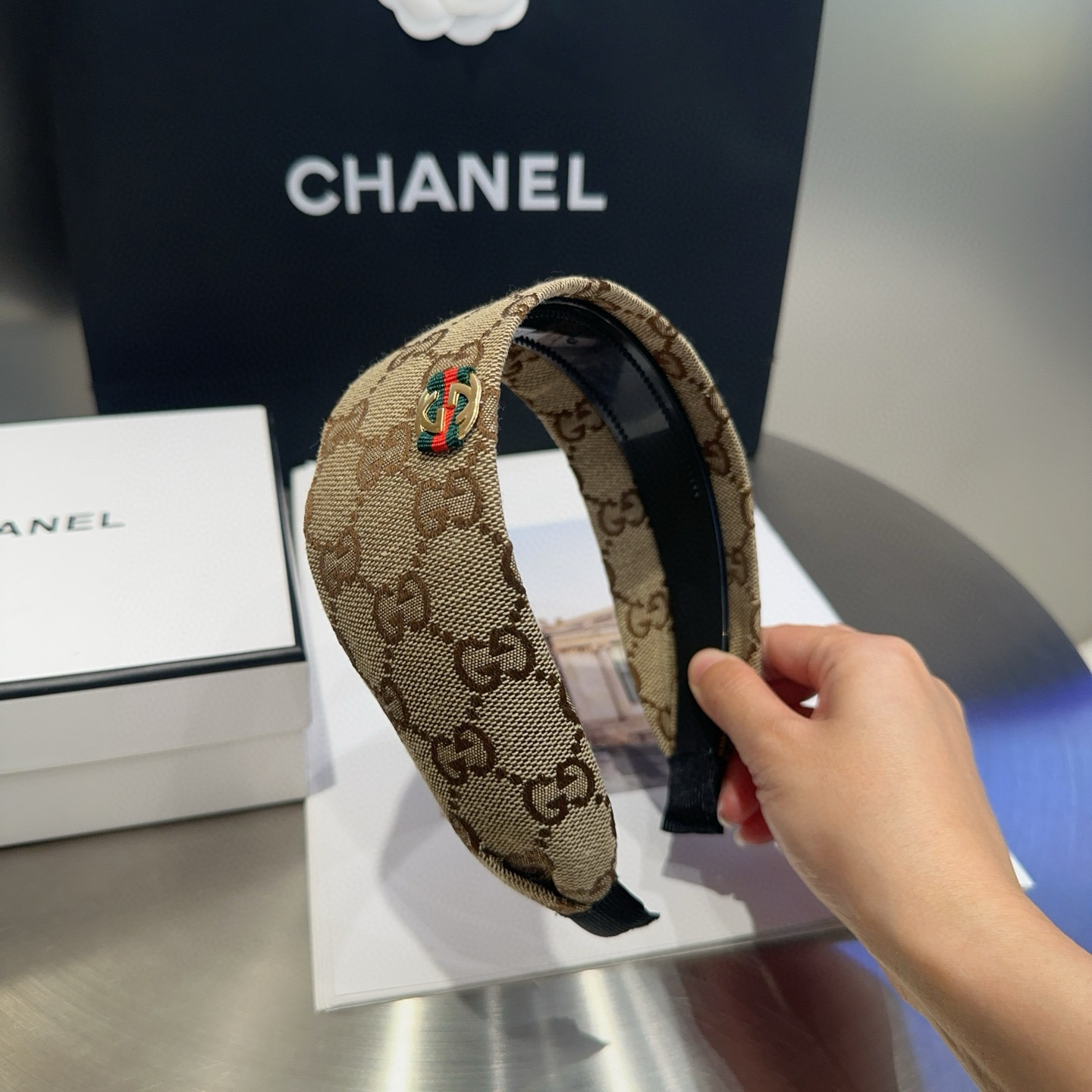 NO:367697,P packing box Gucci (Guci) new GG wide-edged hairband, fashionable and versatile, must-have hairpins for fairies, hairpins, gucci, hairpins19860909P 配包装盒 Gucci(古奇) 新款GG宽边发箍,时尚百搭,小仙女必备发夹,发夹,gucci,hairpins,accessory