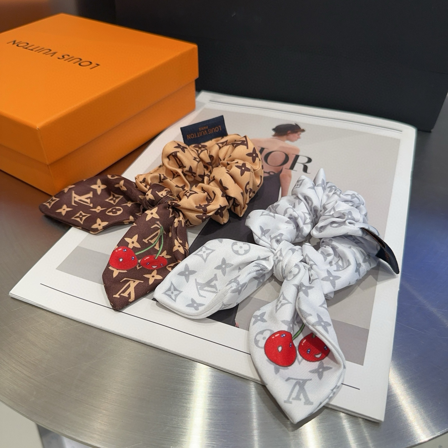 NO:371320,P packing box Louis Vuitton (Louis Vuitton) Donkey's new cherry hair ring, super popular small items hairpins, hairpins, louis vuitton, louis vuitton, louis vuitton, louis vuitton, louis vuitton, louis vuitton, louis vuitton, hairpins19860909P 配包装盒 Louis Vuitton (路易威登)驴家新品樱桃发圈,超火爆小单品发夹,发夹,louis vuitton,louis vuitton,louis vuitton,louis vuitton,hairpins,accessory