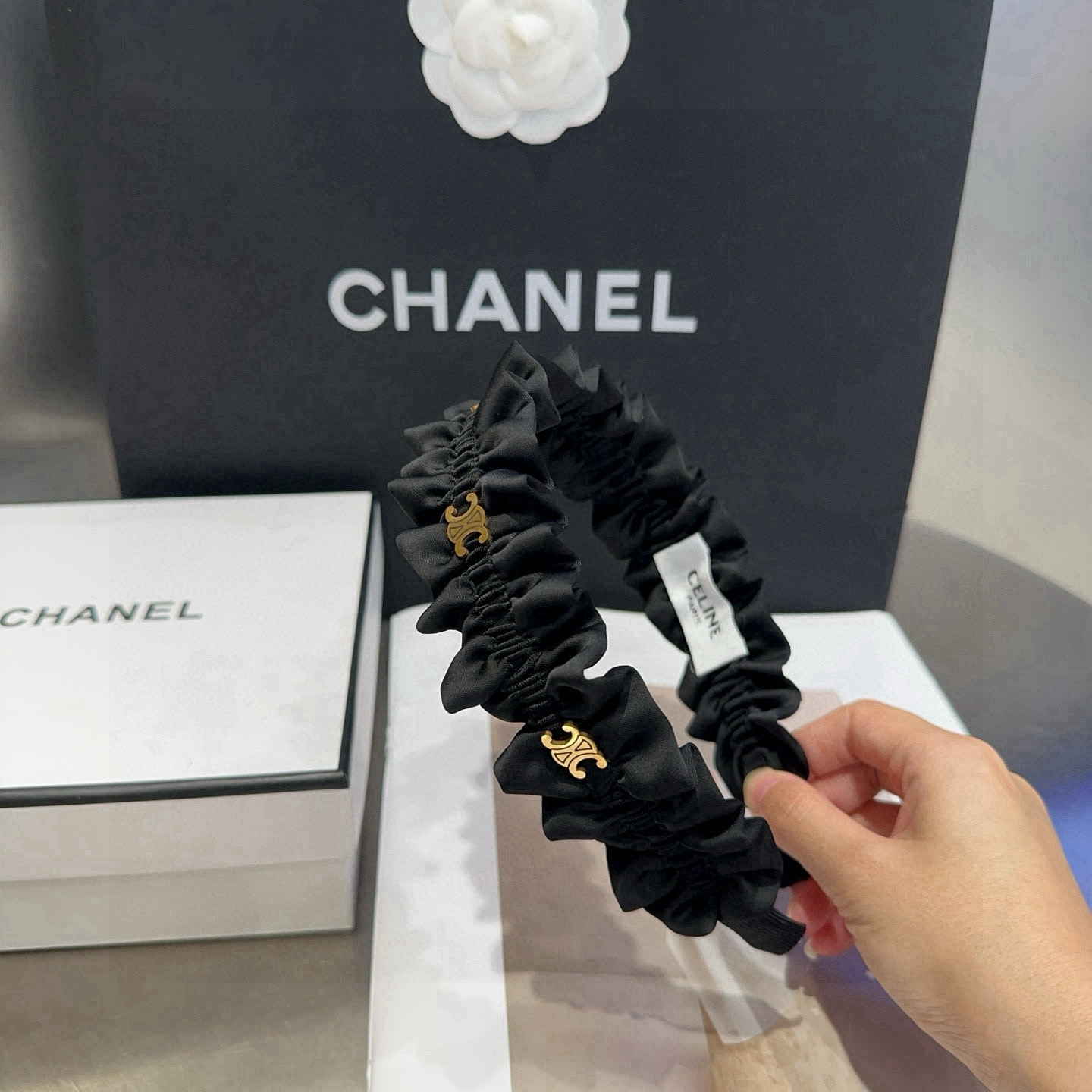 NO:542630,P with packaging box CELINE Arc de Triomphe new headband, fresh summer, fashionable and versatile!  Goddess essential items hairpins, hairpins, celine, celine, hairpins19860909P 配包装盒 CELINE（赛琳）凯旋门新款发箍,夏日小清新,时尚百搭！女神必备单品发夹,发夹,celine,celine,hairpins,accessory