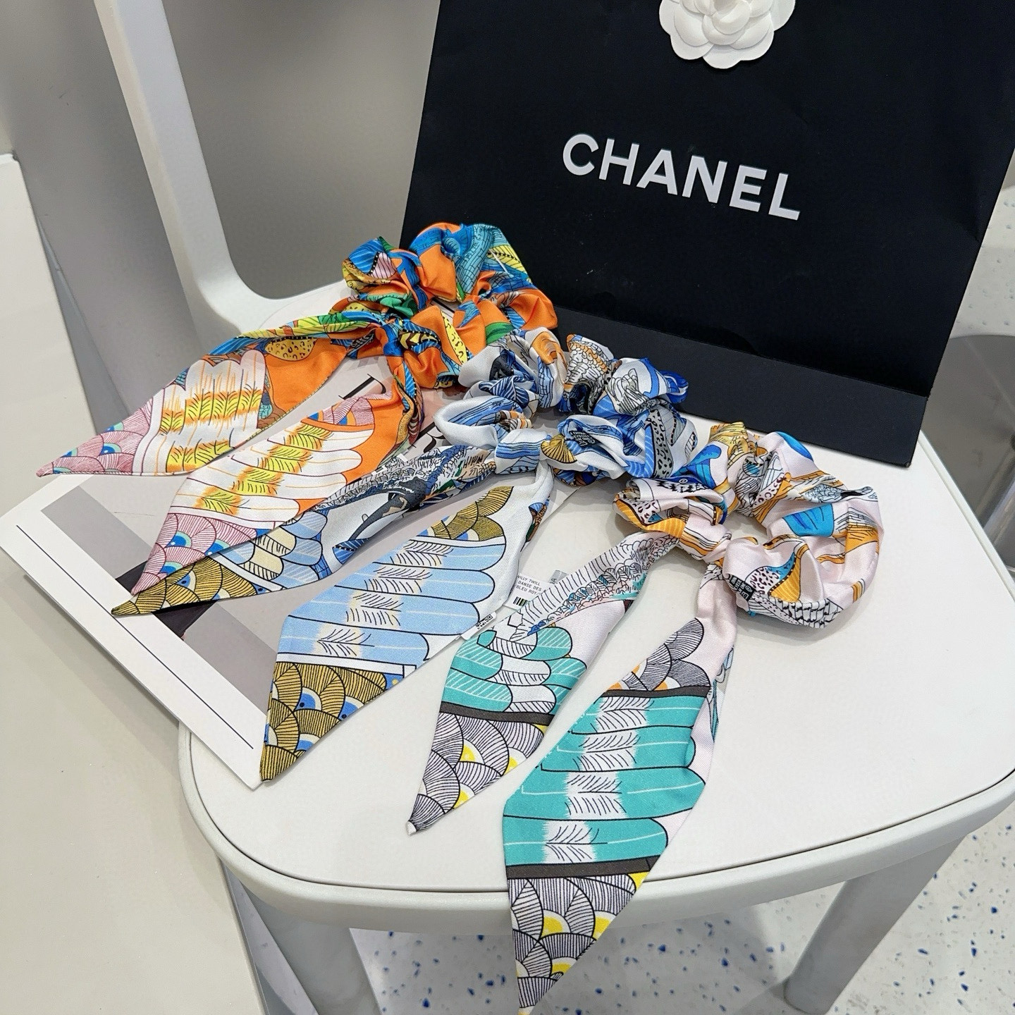 NO:586395,P Comes with packaging box HERMES new H ribbon hair tie, simple and practical, fashionable and versatile!  Essential hairpins for little fairies, hairpins, hermes, hermes, hairpins19860909P 配包装盒 HERMES（爱马仕）新款H飘带发圈,简单实用,时尚百搭！小仙女必备发夹,发夹,hermes,hermes,hairpins,accessory