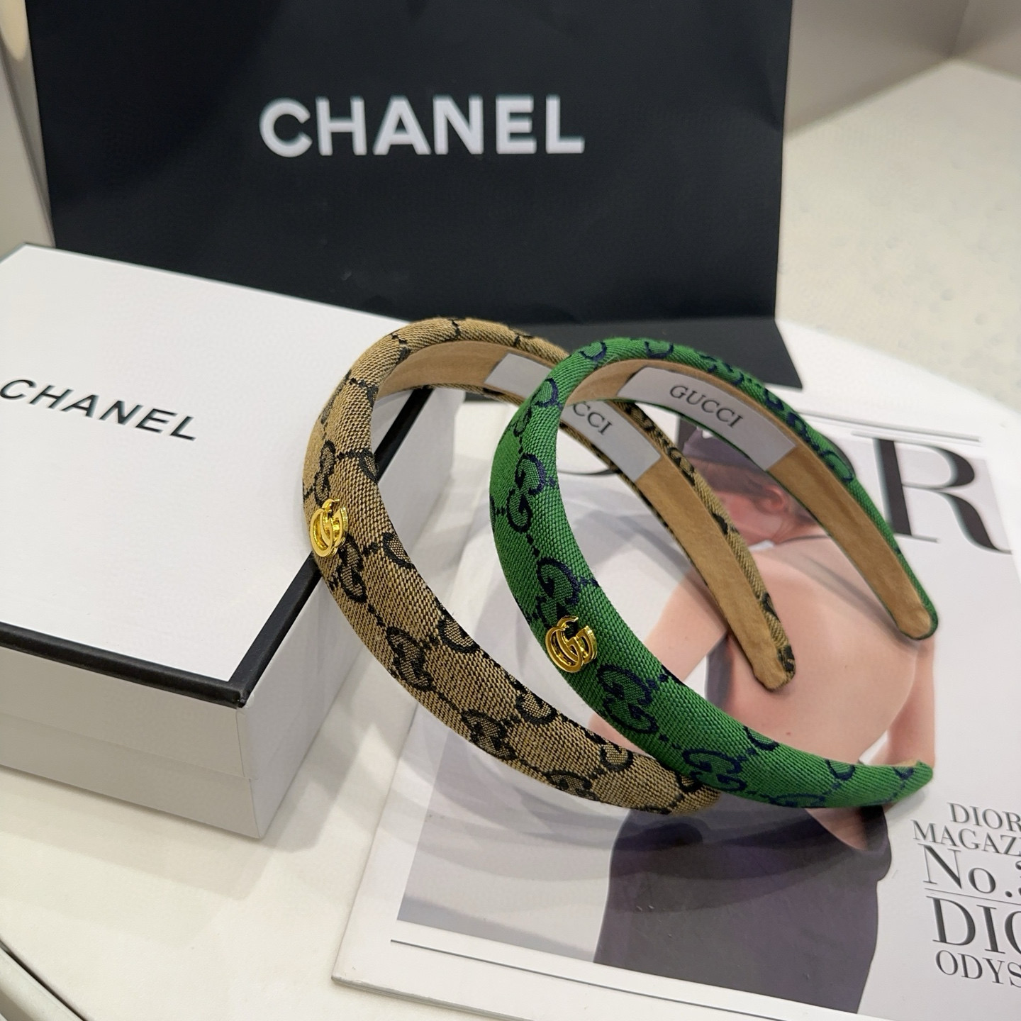 NO:619349,P with packaging box Gucci (Gucci) GG letter headband, classic letters, fashionable and versatile, particularly attractive, timeless...hairpins, hairpins, gucci, hairpins19860909P 配包装盒 Gucci(古奇) GG字母发箍,经典字母,时尚百搭,特别耐看,永不过时…发夹,发夹,gucci,hairpins,accessory