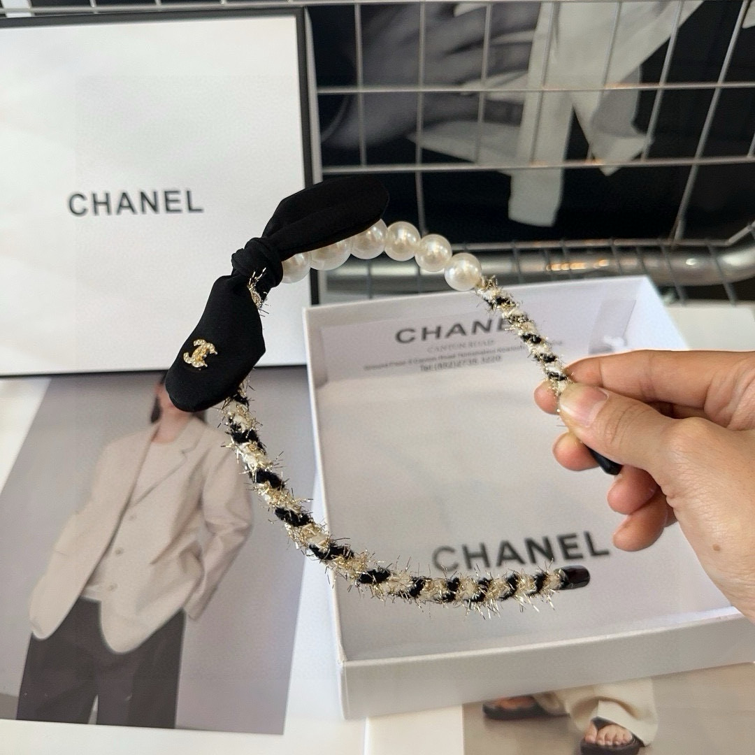 🎁配包装盒Chanel (香奈儿)最新小香发箍，简单实用，时尚潮流！超级好看！小仙女必备…