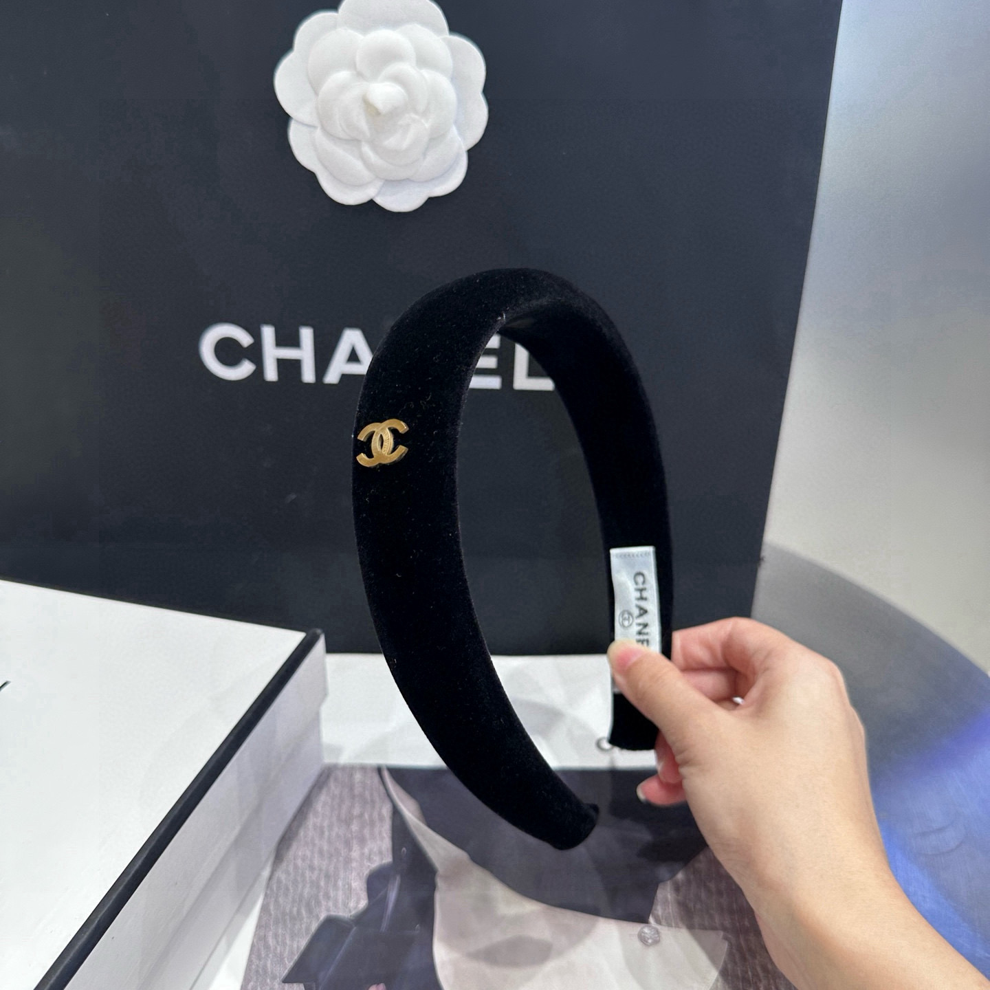 🎁配包装盒Chanel (香奈儿)新款小香发箍，简约大方，实在太美了！女神必入哦
