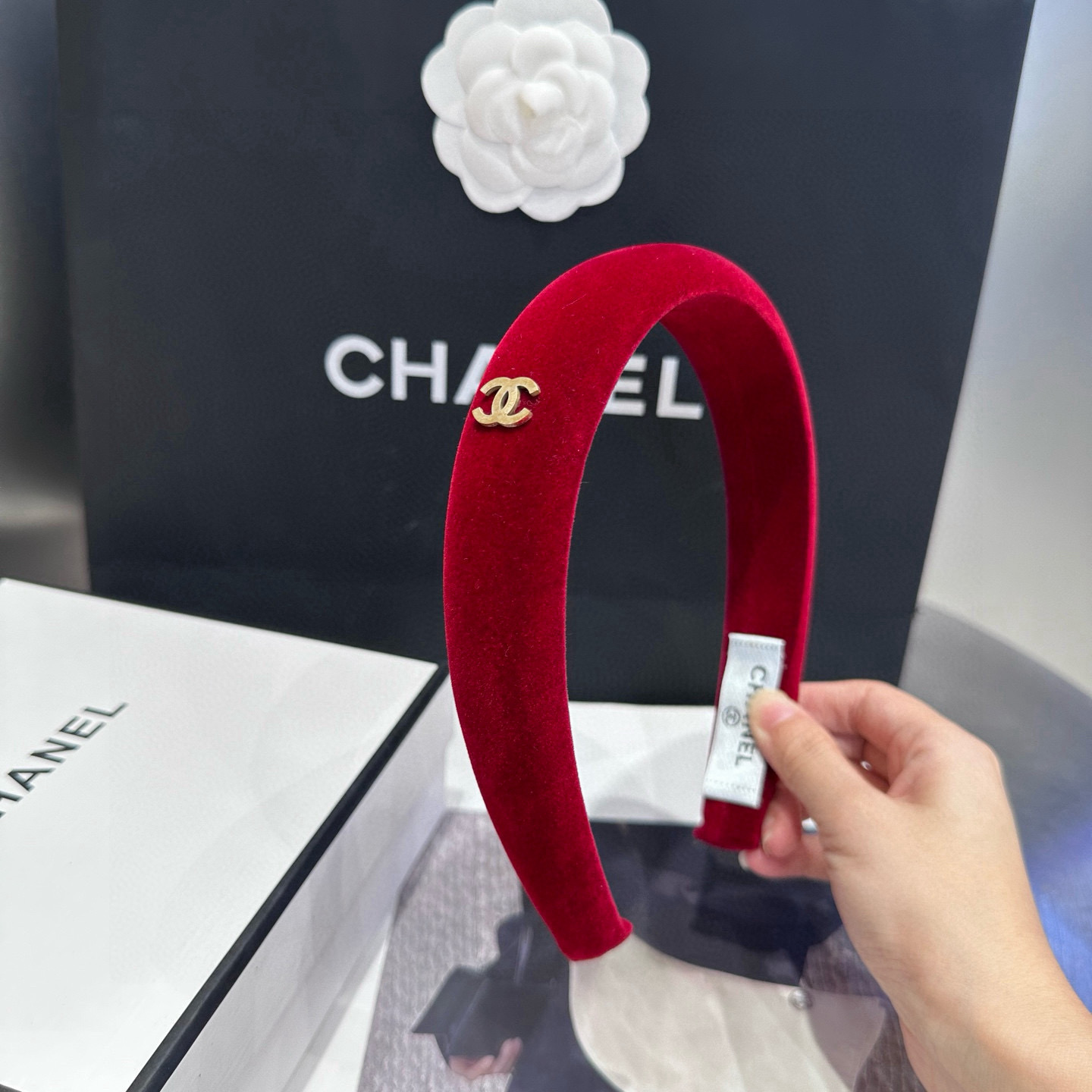 🎁配包装盒Chanel (香奈儿)新款小香发箍，简约大方，实在太美了！女神必入哦
