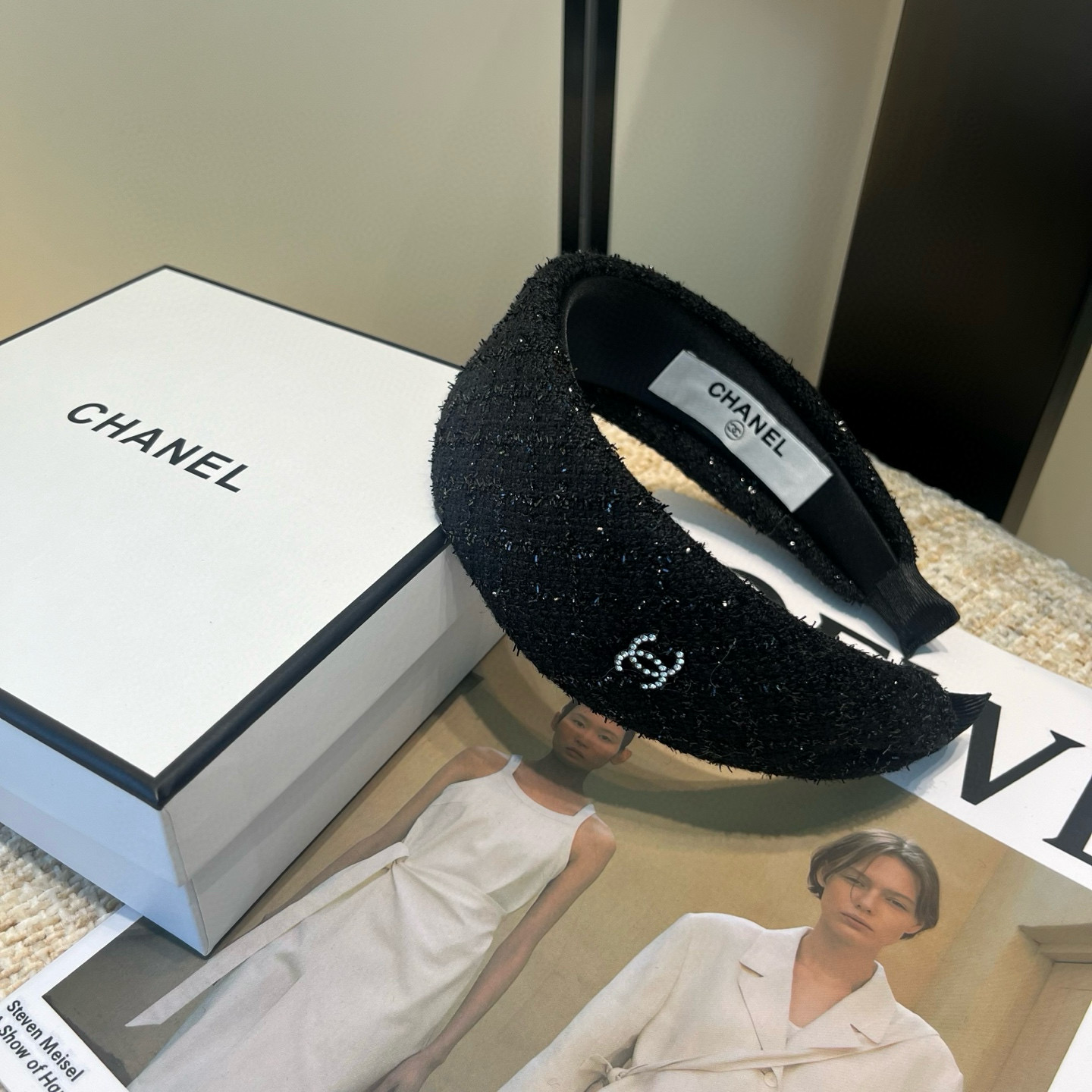 🎁配包装盒Chanel (香奈儿)最新款小香爆款发箍，超级好看！名媛范儿十足，小仙女必备…