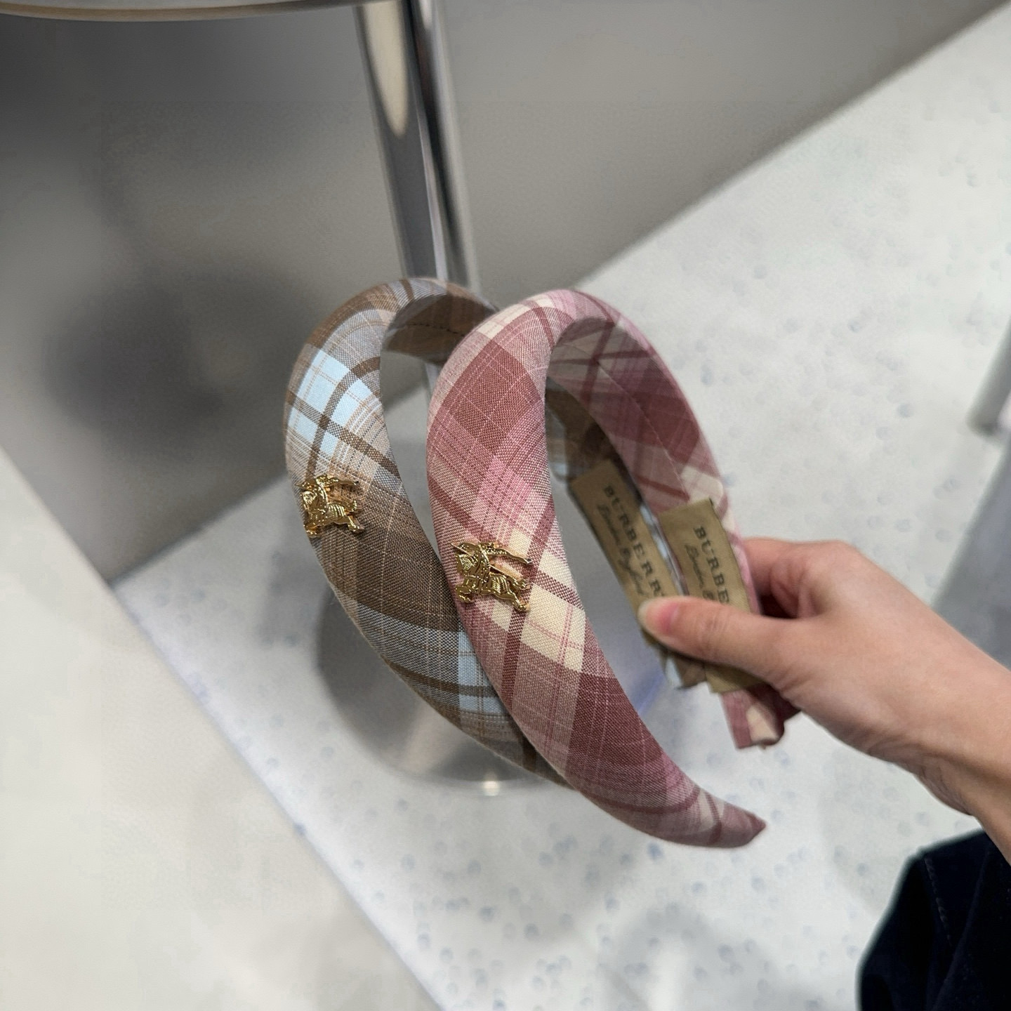 🎁配包装盒Burberry （巴宝莉）最新款格子发箍，时尚潮流，实用百搭，非常好看