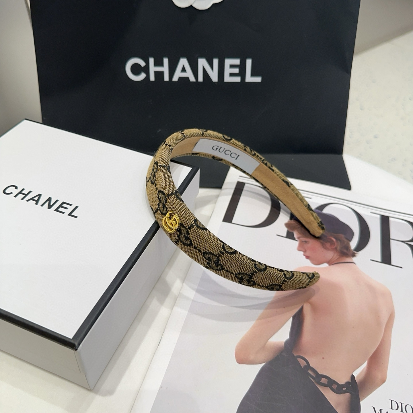 🎁配包装盒Gucci(古奇) GG字母发箍，经典字母，时尚百搭，特别耐看，永不过时…