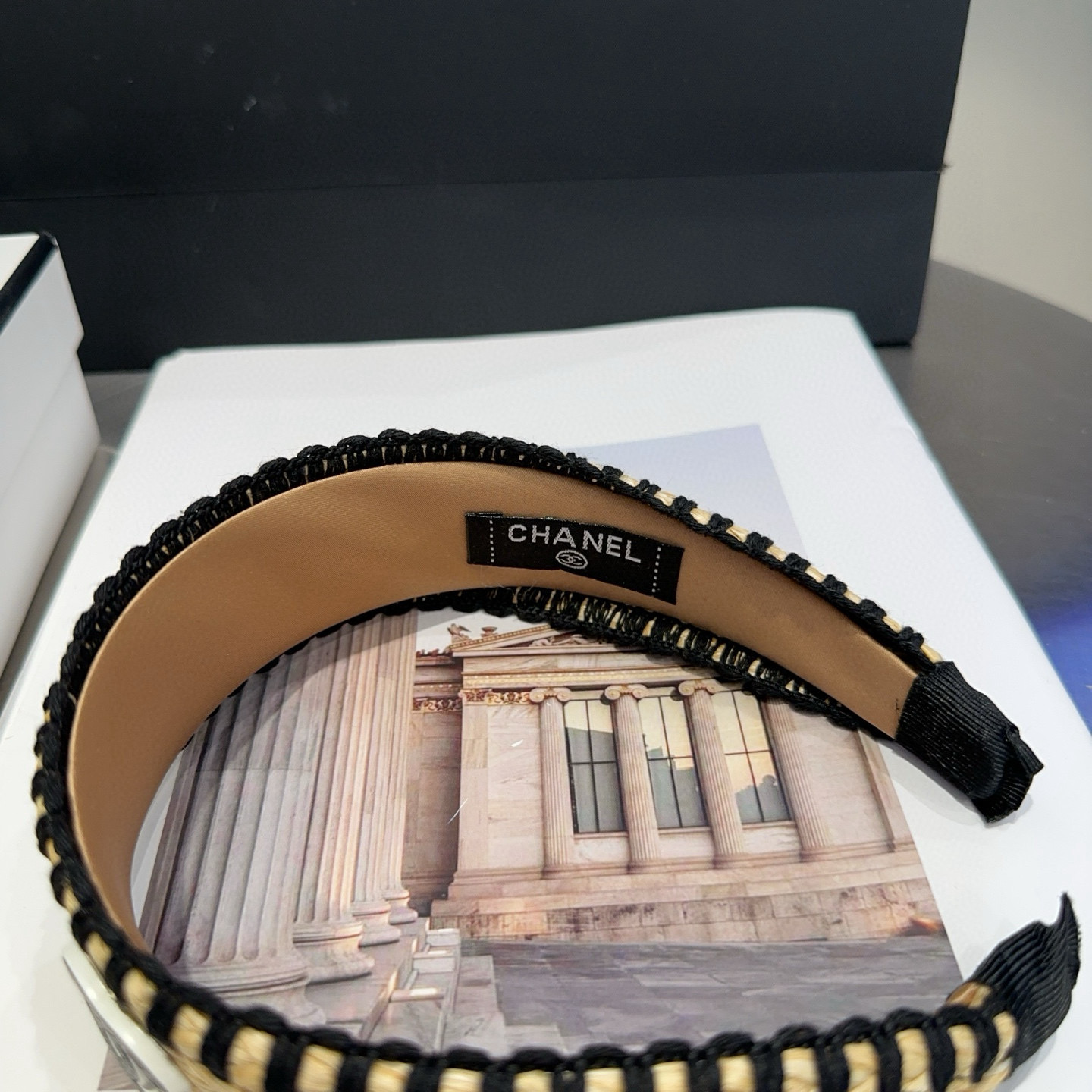 🎁配包装盒Chanel (香奈儿)最新款小香草编发箍，超级好看！名媛范儿十足，小仙女必备…