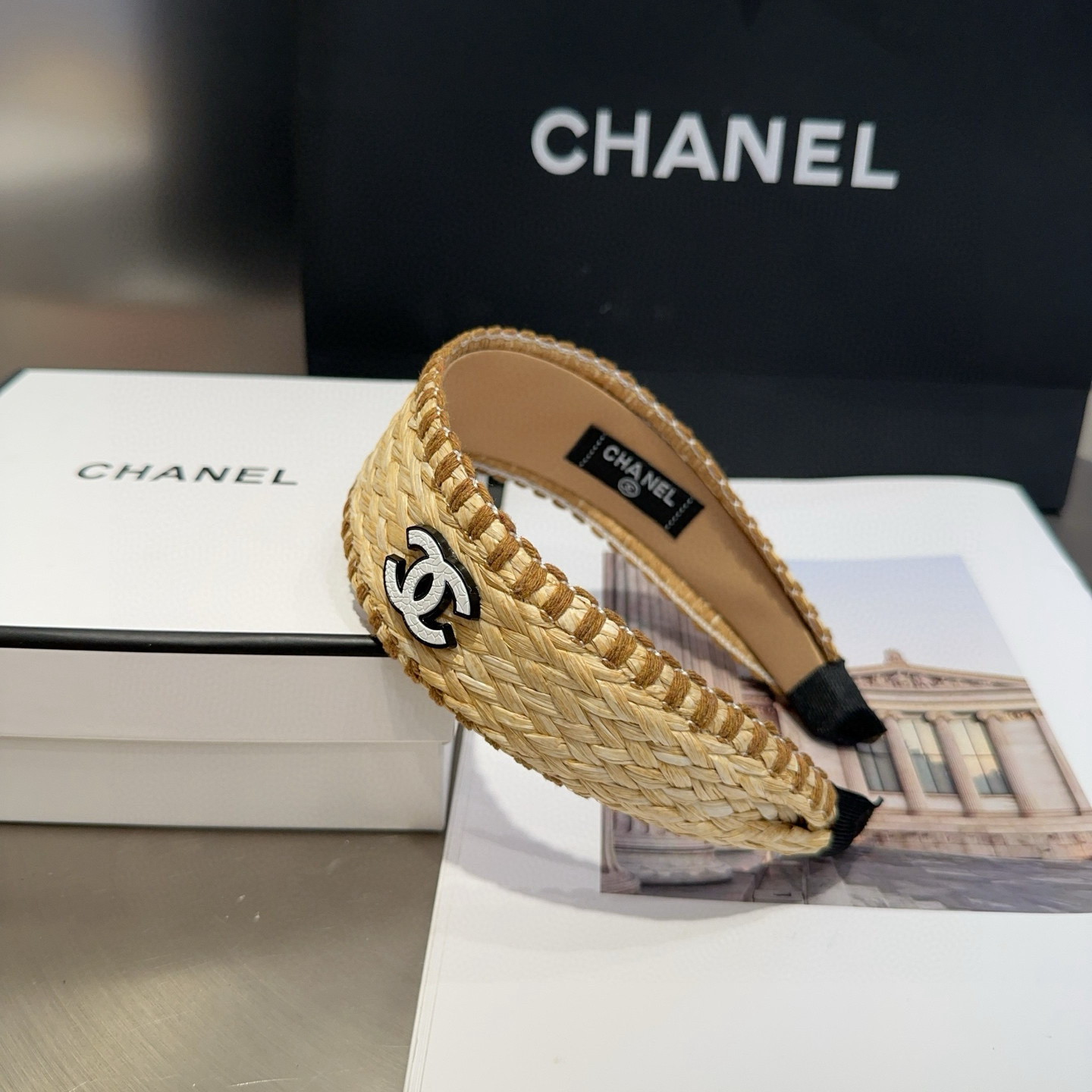 🎁配包装盒Chanel (香奈儿)最新款小香草编发箍，超级好看！名媛范儿十足，小仙女必备…