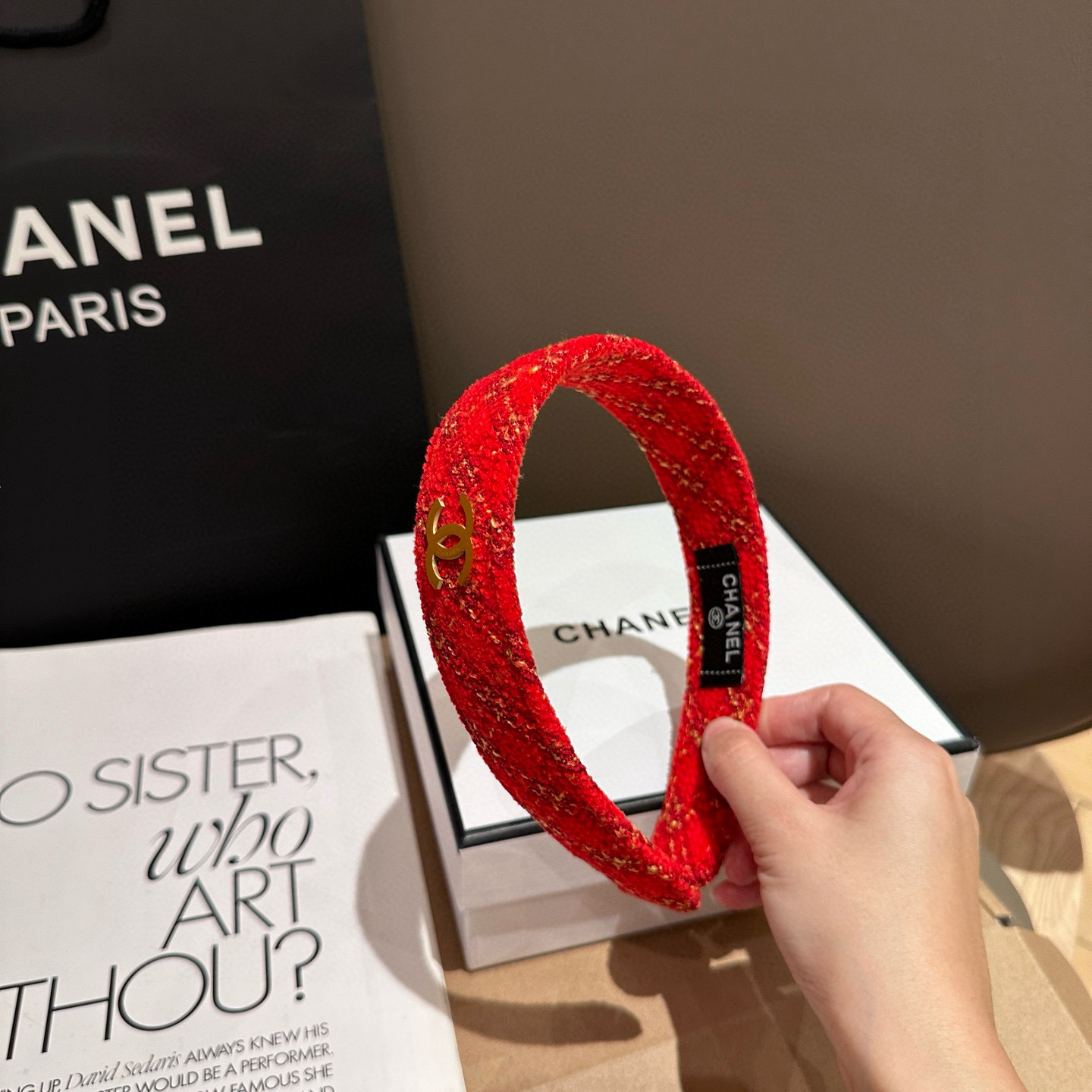 🎁配包装盒Chanel (香奈儿)最新款小香发箍，秋冬新品！超级好看！名媛范儿十足，小仙女必备…