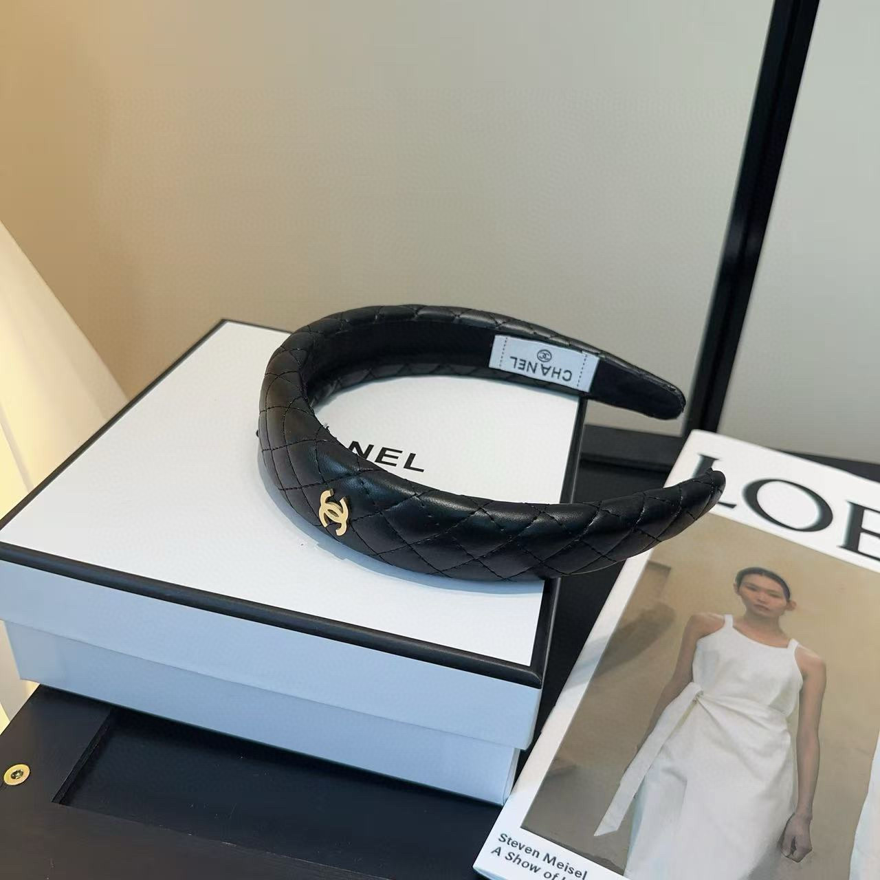 🎁配包装盒Chanel (香奈儿)最新款小香发箍，超级好看！名媛范儿十足，小仙女必备…