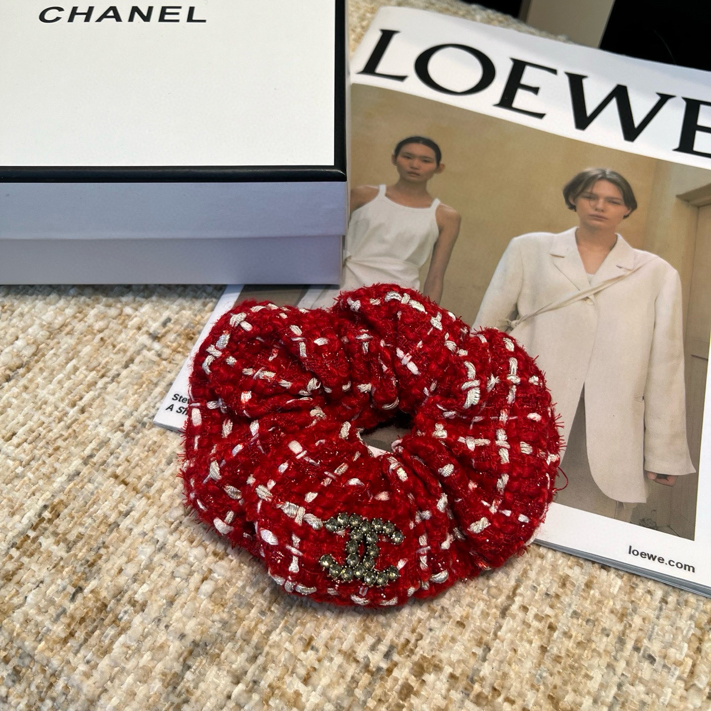 🎁配包装盒Chanel (香奈儿)最新款小香发圈，超级好看！名媛范儿十足，小仙女必备…