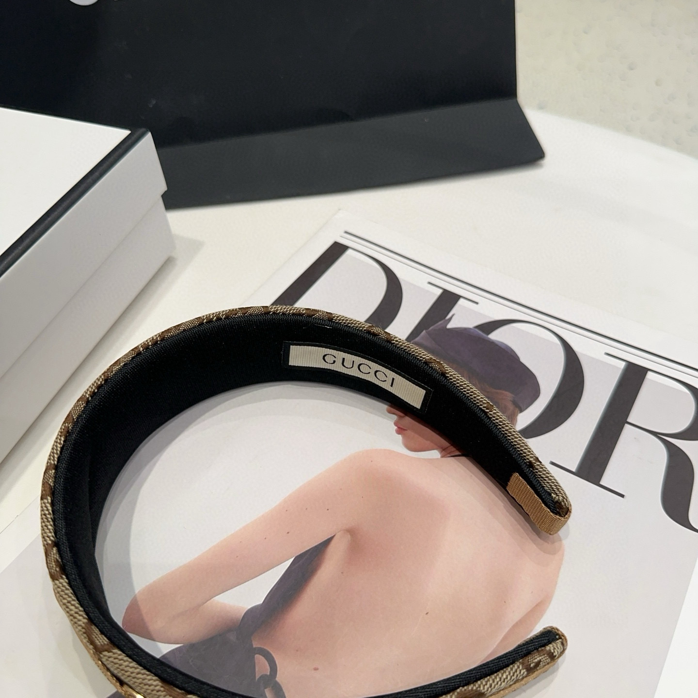 🎁配包装盒Gucci(古奇) 新款GG发箍，时尚百搭，小仙女必备
