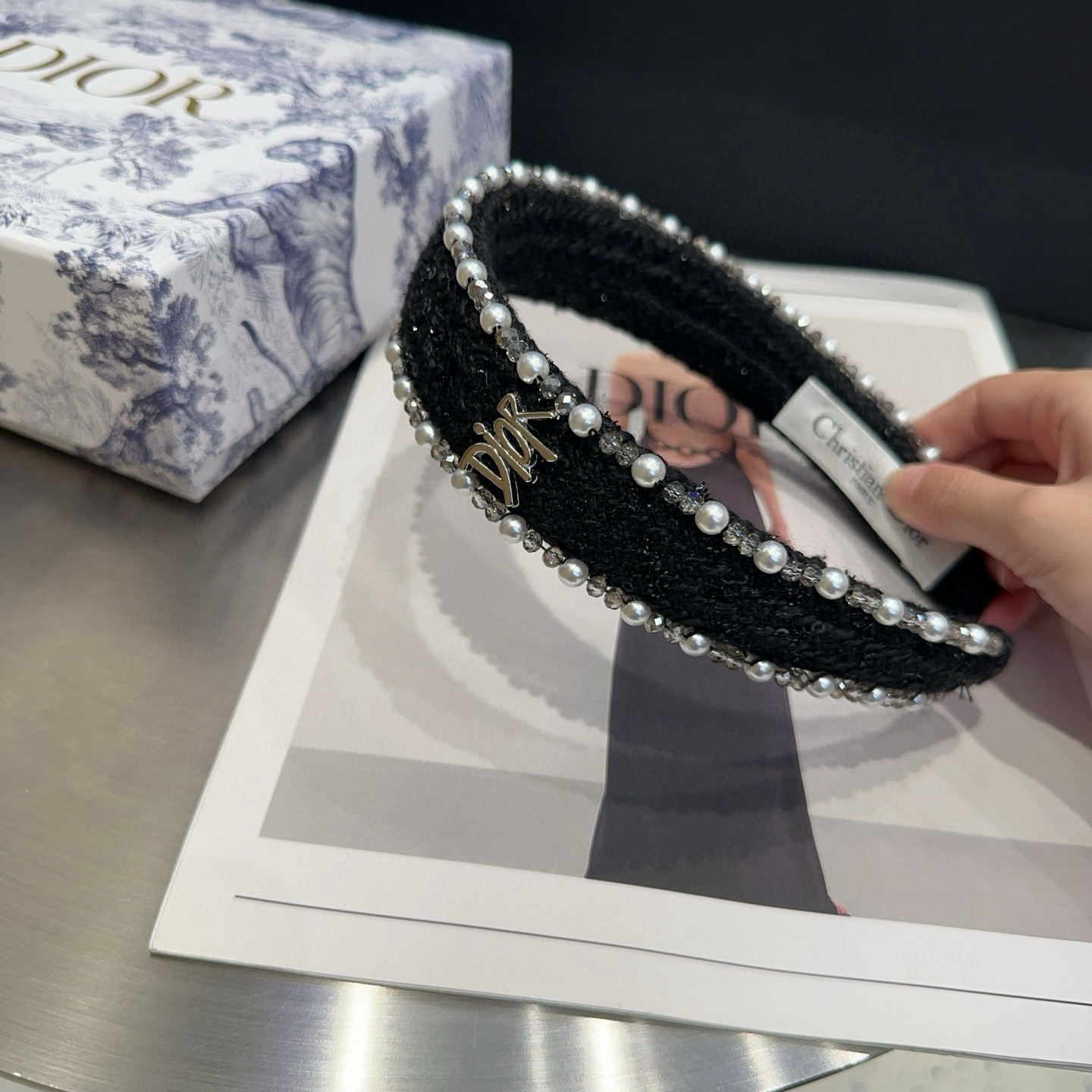 🎁配包装盒Dior（迪奥）新款发箍，特别好看！时尚百搭，简单又实用，小姐姐必备