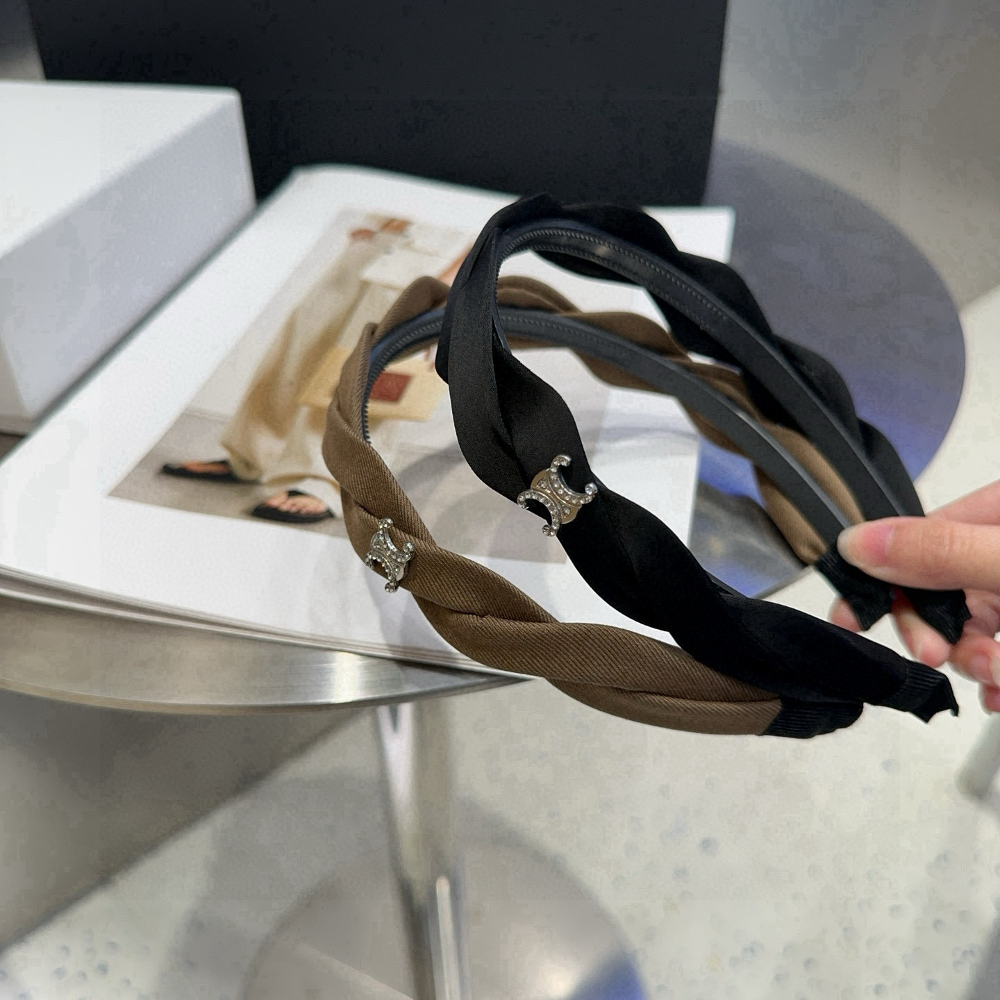 🎁配包装盒CELINE（赛琳）凯旋门新款发箍，时尚百搭！甜酷女神必备单品