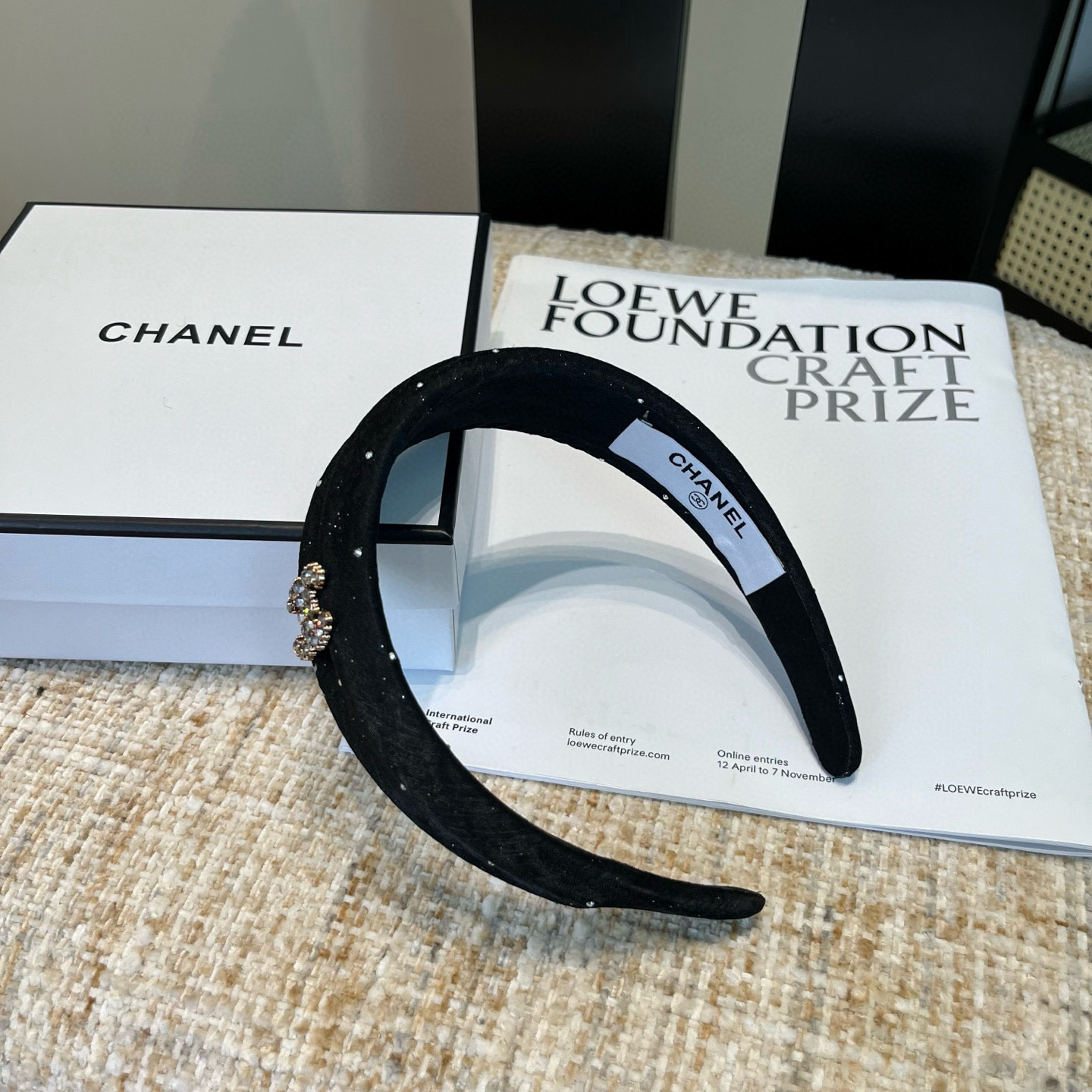 🎁配包装盒Chanel (香奈儿)最新款小香发箍，超级好看！名媛范儿十足，小仙女必备…