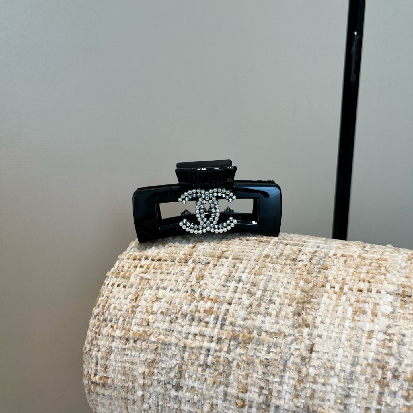 🎁配包装盒Chanel (香奈儿)最新款小香爆款抓夹，超级好看！名媛范儿十足，小仙女必备…