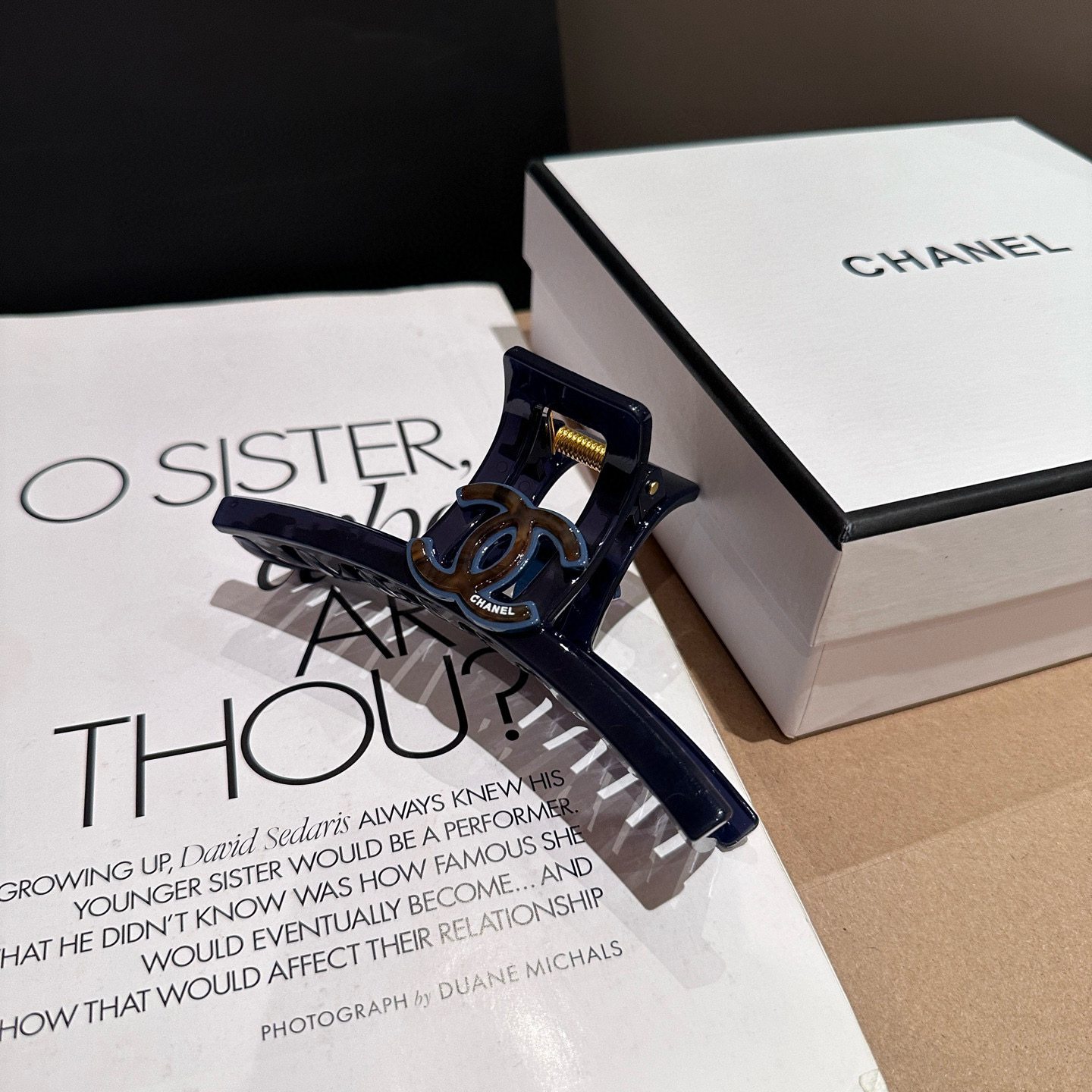 🎁配包装盒Chanel (香奈儿)最新款小香抓夹，超级好看！名媛范儿十足，小仙女必备…