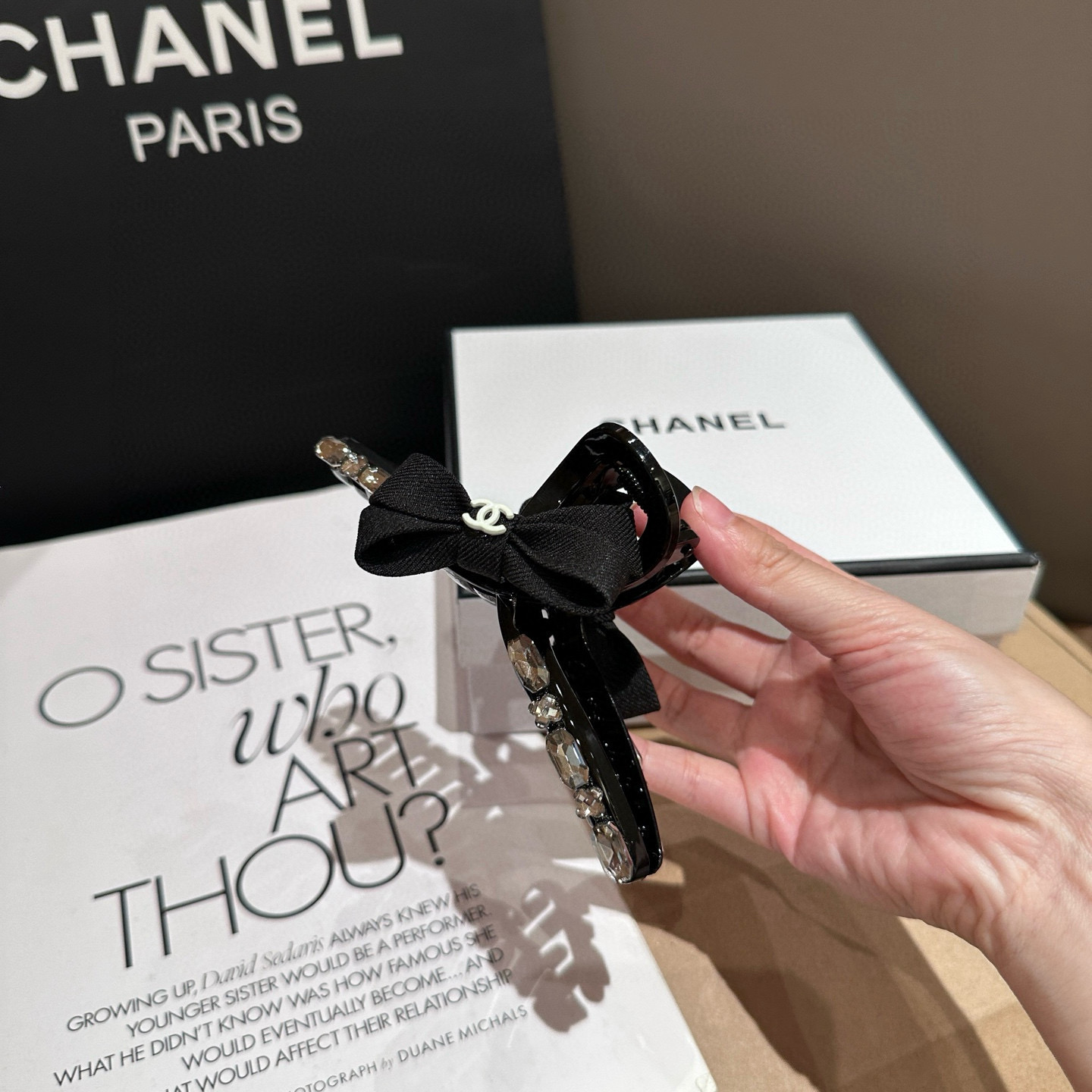 🎁配包装盒Chanel (香奈儿)最新款小香抓夹．超级好看！名媛范儿十足，小仙女必备…