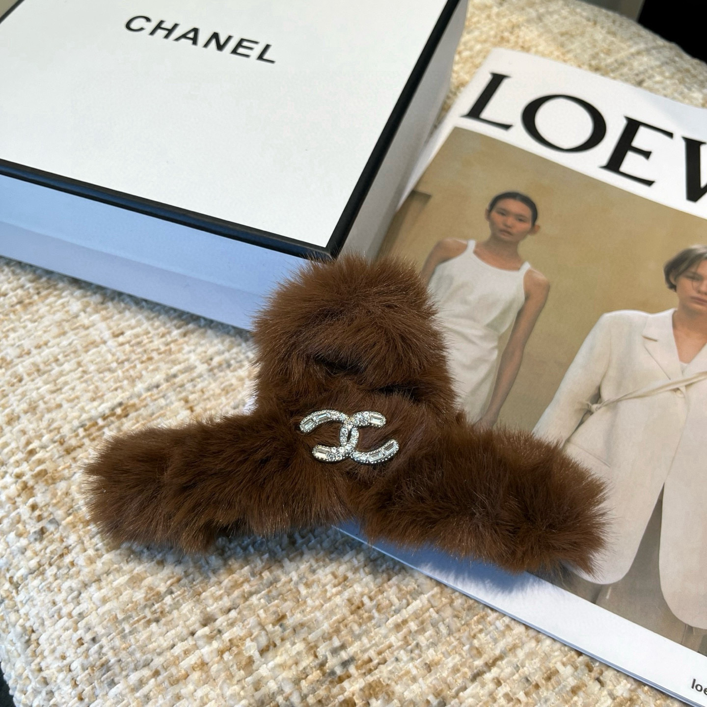 🎁配包装盒Chanel (香奈儿)最新款小香爆款抓夹，超级好看！名媛范儿十足，小仙女必备…