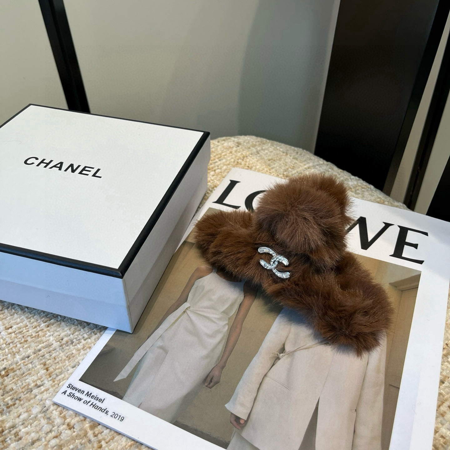 🎁配包装盒Chanel (香奈儿)最新款小香爆款抓夹，超级好看！名媛范儿十足，小仙女必备…