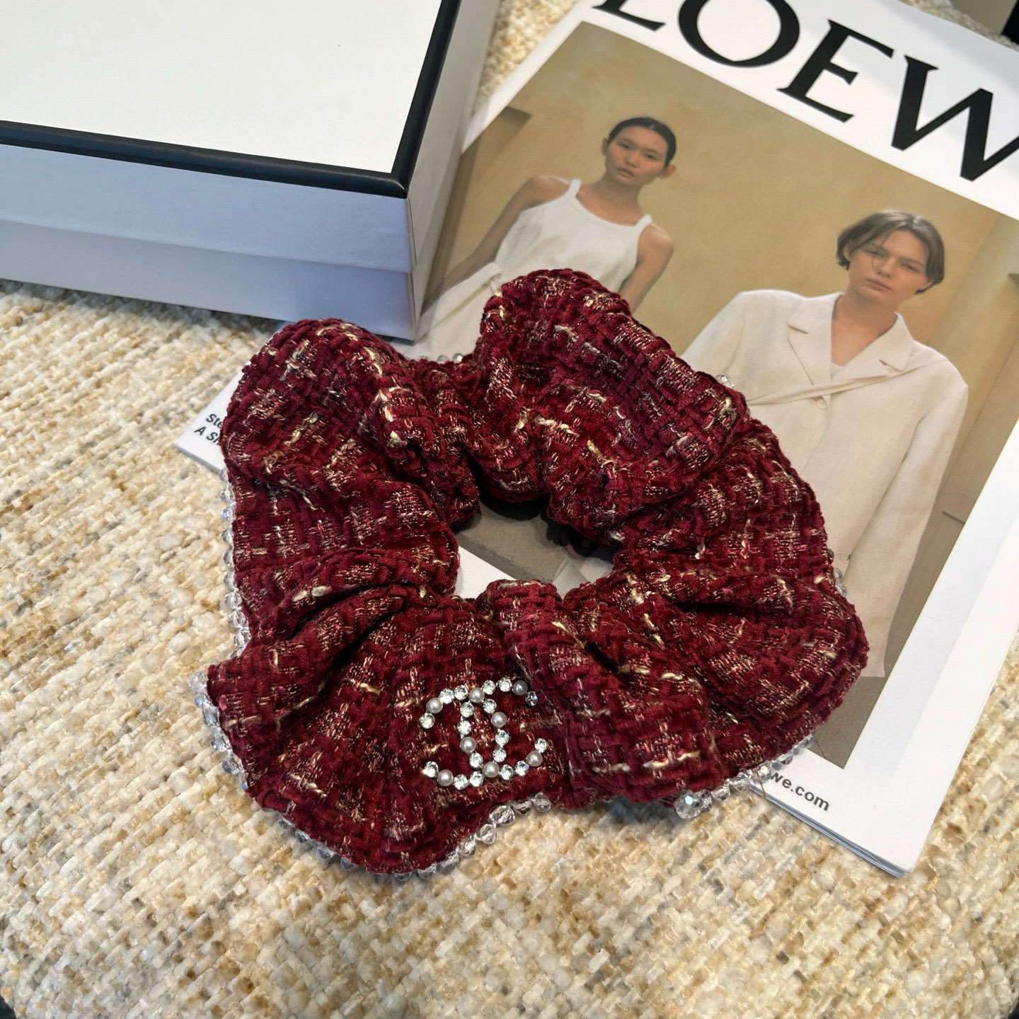 🎁配包装盒Chanel (香奈儿)最新款小香大发圈，超级好看！名媛范儿十足，小仙女必备…