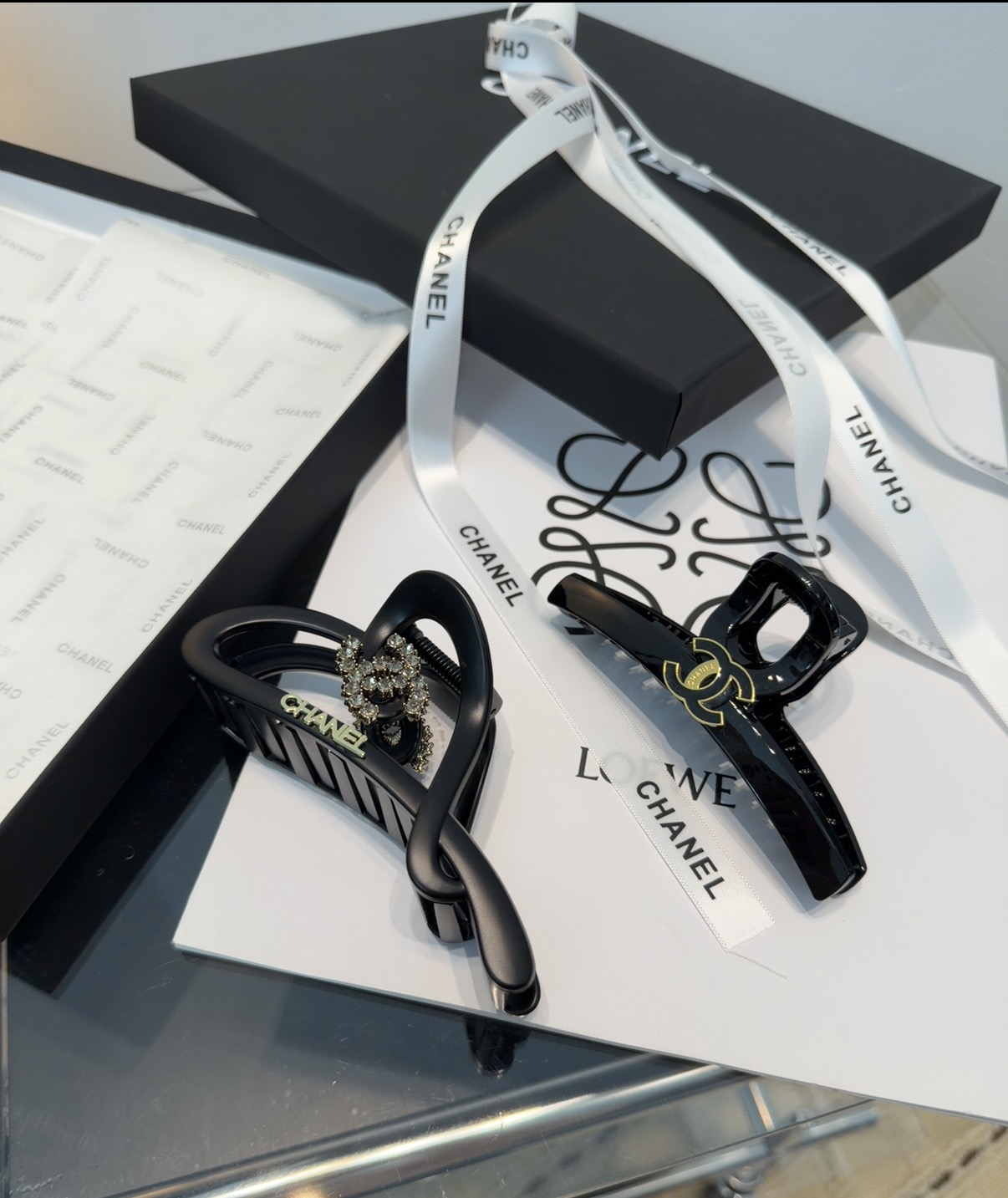 🎁配包装盒Chanel (香奈儿)最新款小香爆款抓夹，超级好看！名媛范儿十足，小仙女必备…