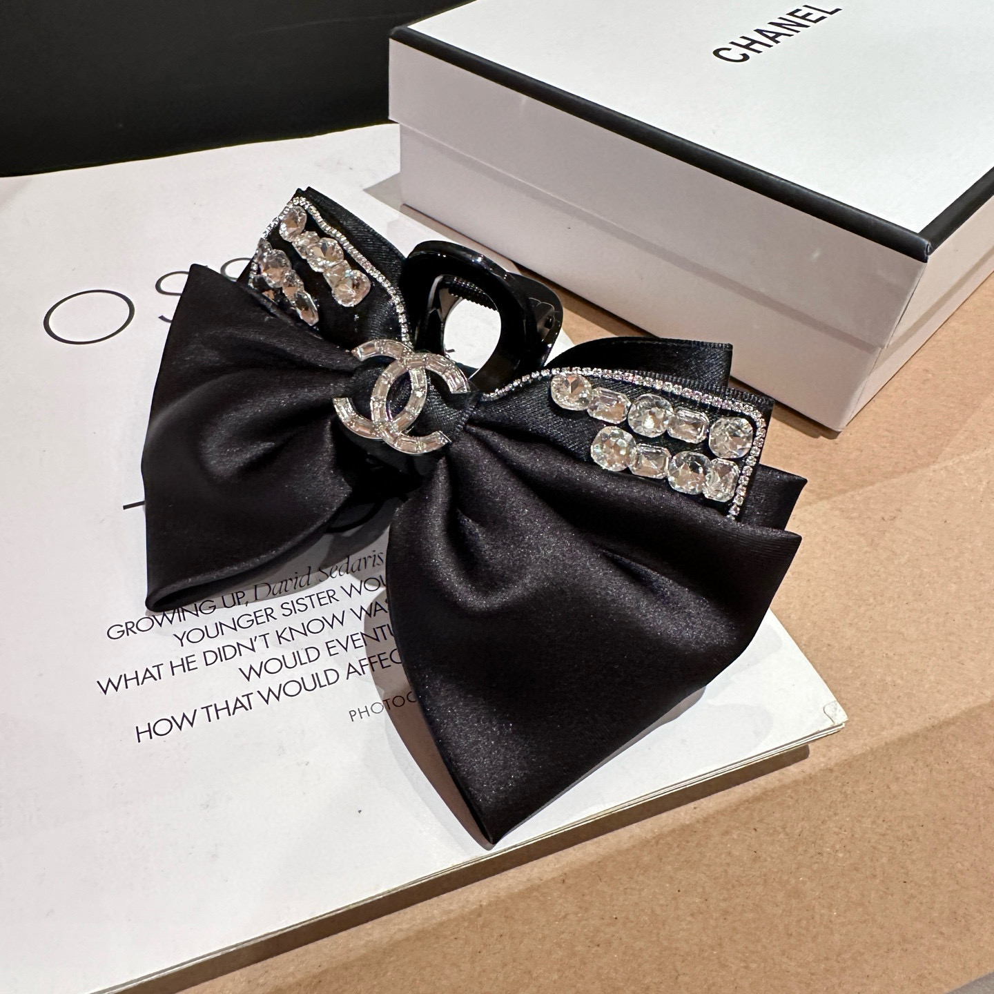 🎁配包装盒Chanel (香奈儿)最新款小香抓夹，超级好看！名媛范儿十足，小仙女必备…