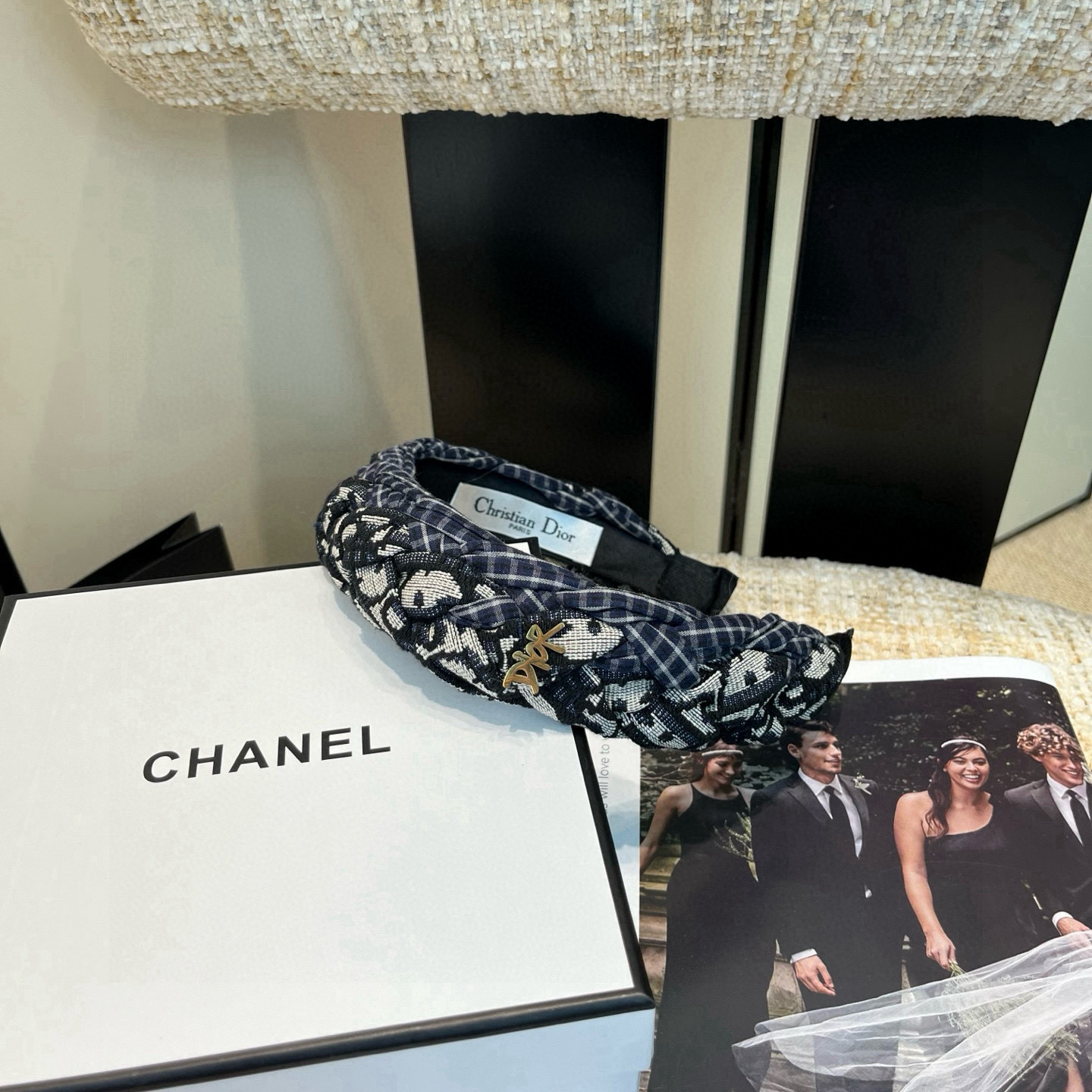 🎁配包装盒Dior（迪奥）新款CD发箍，简单实用 时尚潮流！小仙女必备…