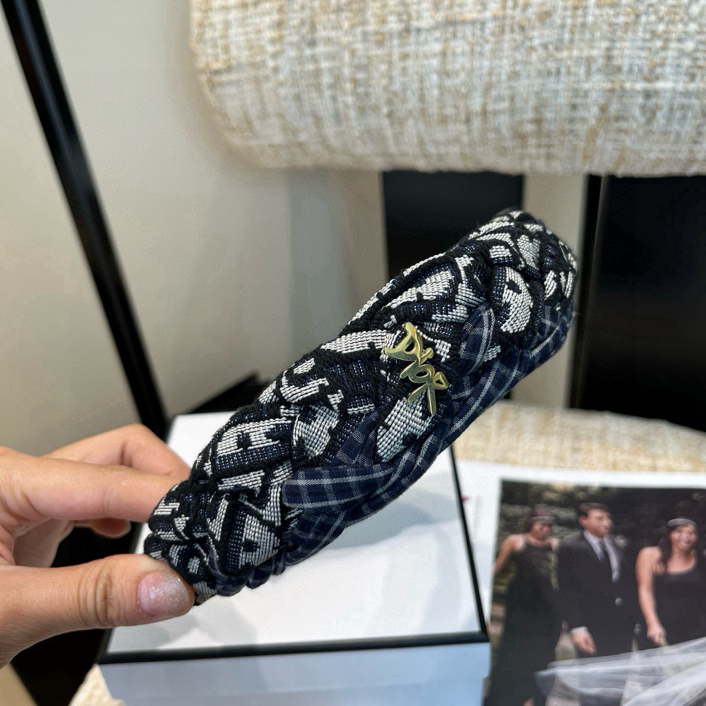 🎁配包装盒Dior（迪奥）新款CD发箍，简单实用 时尚潮流！小仙女必备…