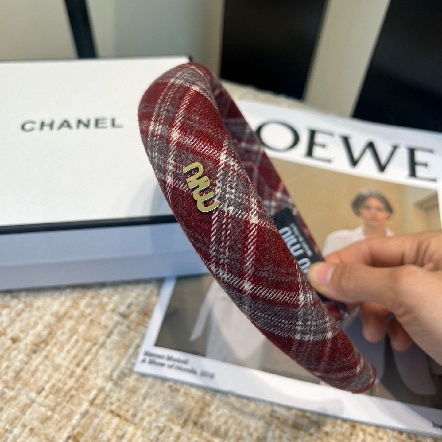 🎁配包装盒 miu miu (谬谬)新款格子发箍，时尚百搭，甜酷小姐姐必备…