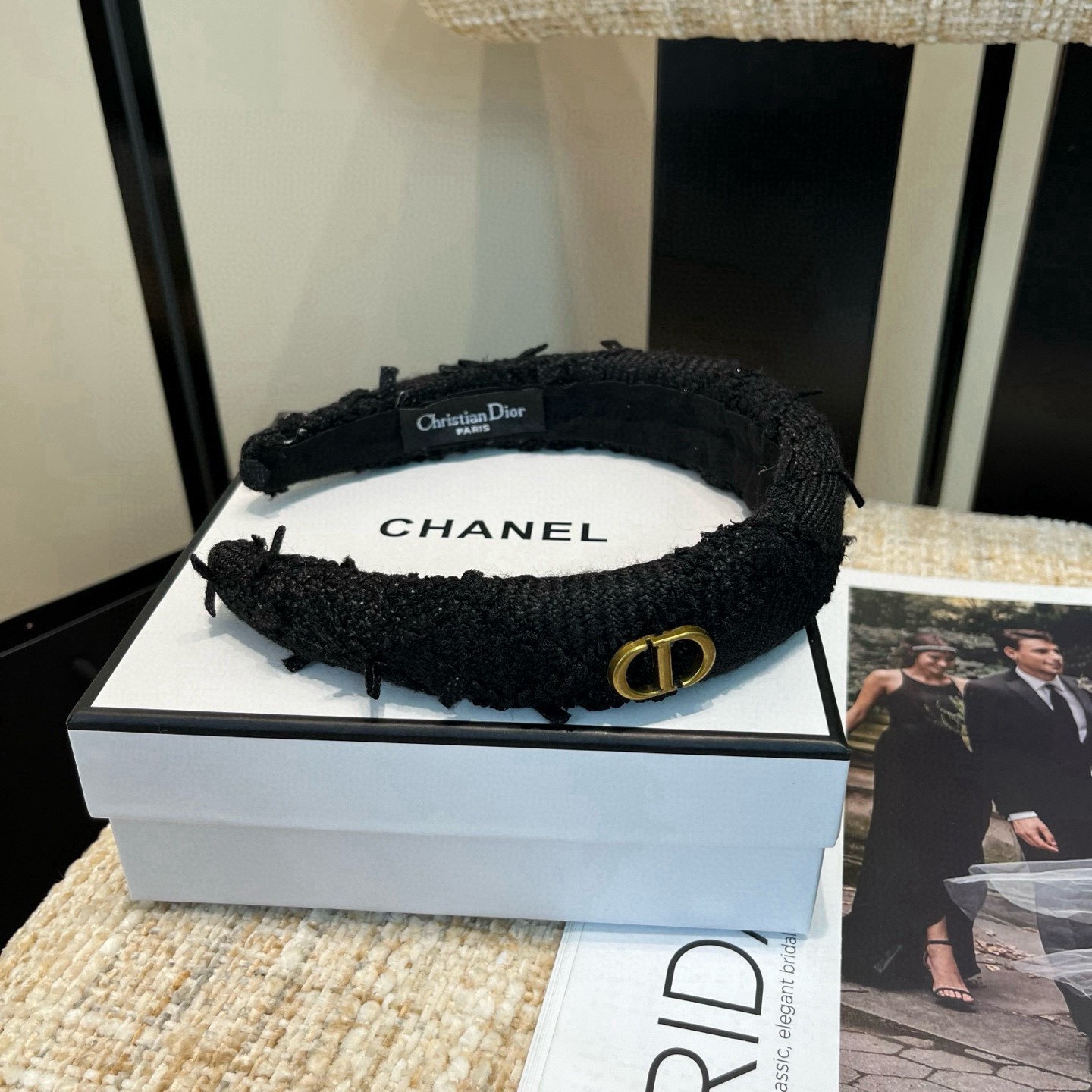🎁配包装盒Dior（迪奥）新款CD发箍，简单实用 时尚潮流！小仙女必备…
