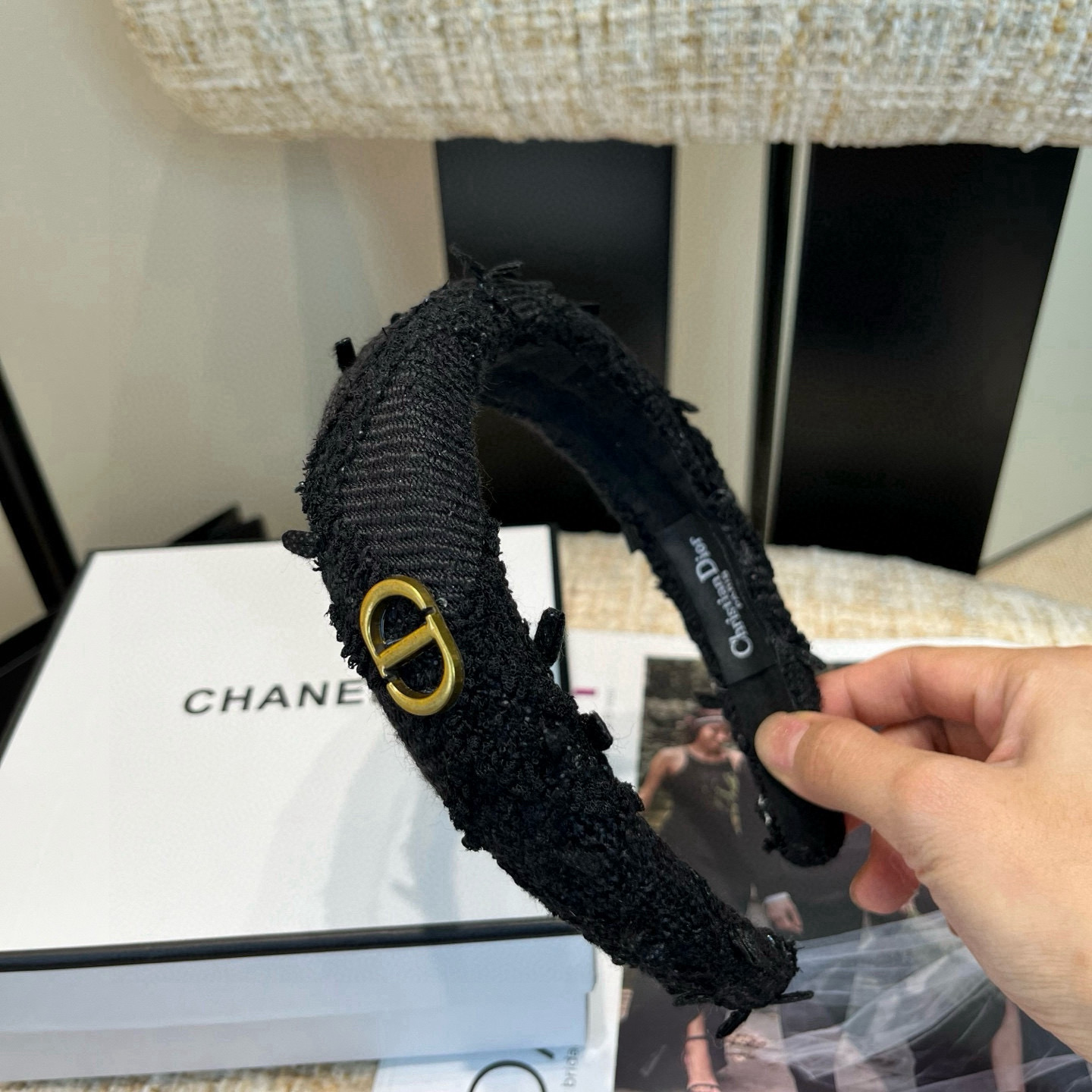 🎁配包装盒Dior（迪奥）新款CD发箍，简单实用 时尚潮流！小仙女必备…