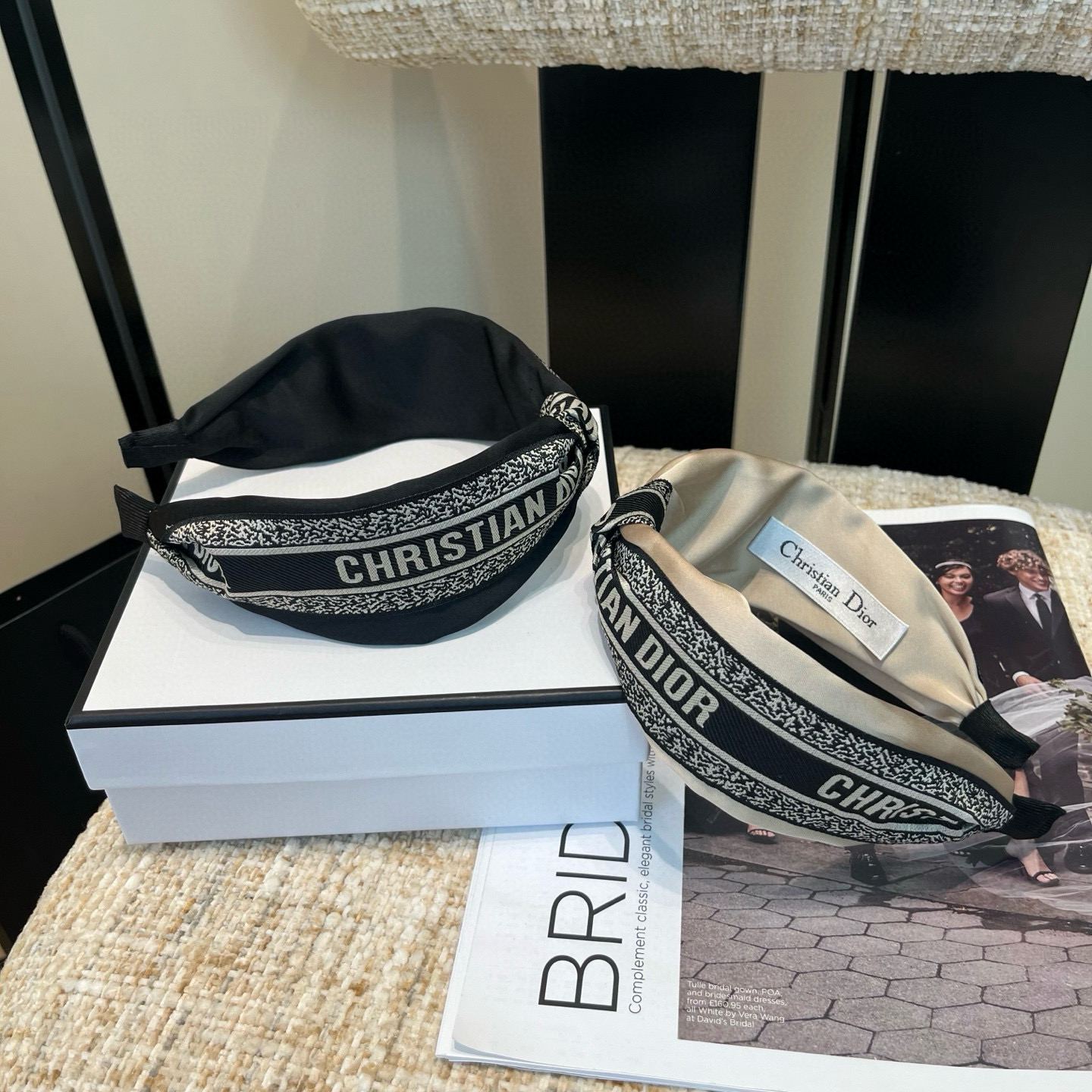 🎁配包装盒Dior（迪奥）CD发箍，经典款！简单实用 时尚潮流．非常好看！小仙女必备…