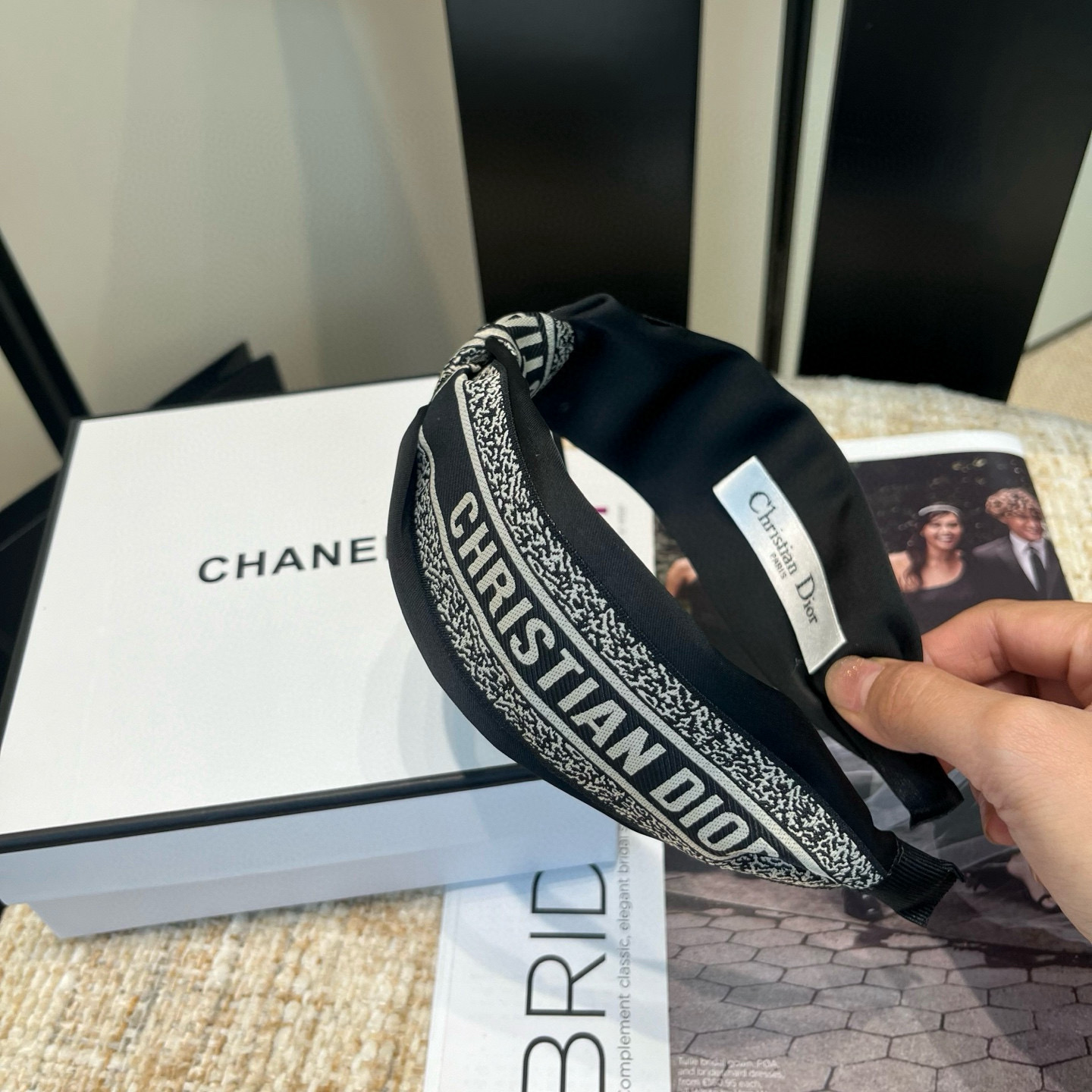 🎁配包装盒Dior（迪奥）CD发箍，经典款！简单实用 时尚潮流．非常好看！小仙女必备…
