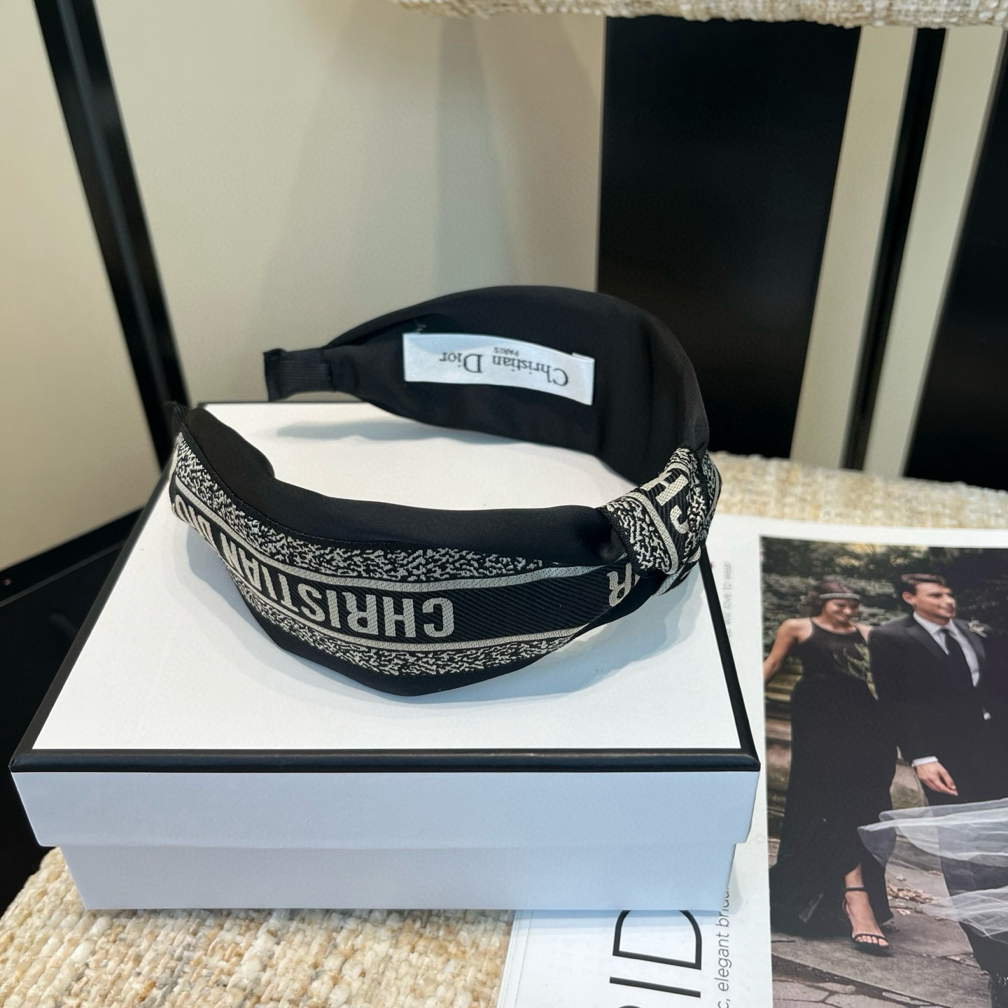 🎁配包装盒Dior（迪奥）CD发箍，经典款！简单实用 时尚潮流．非常好看！小仙女必备…