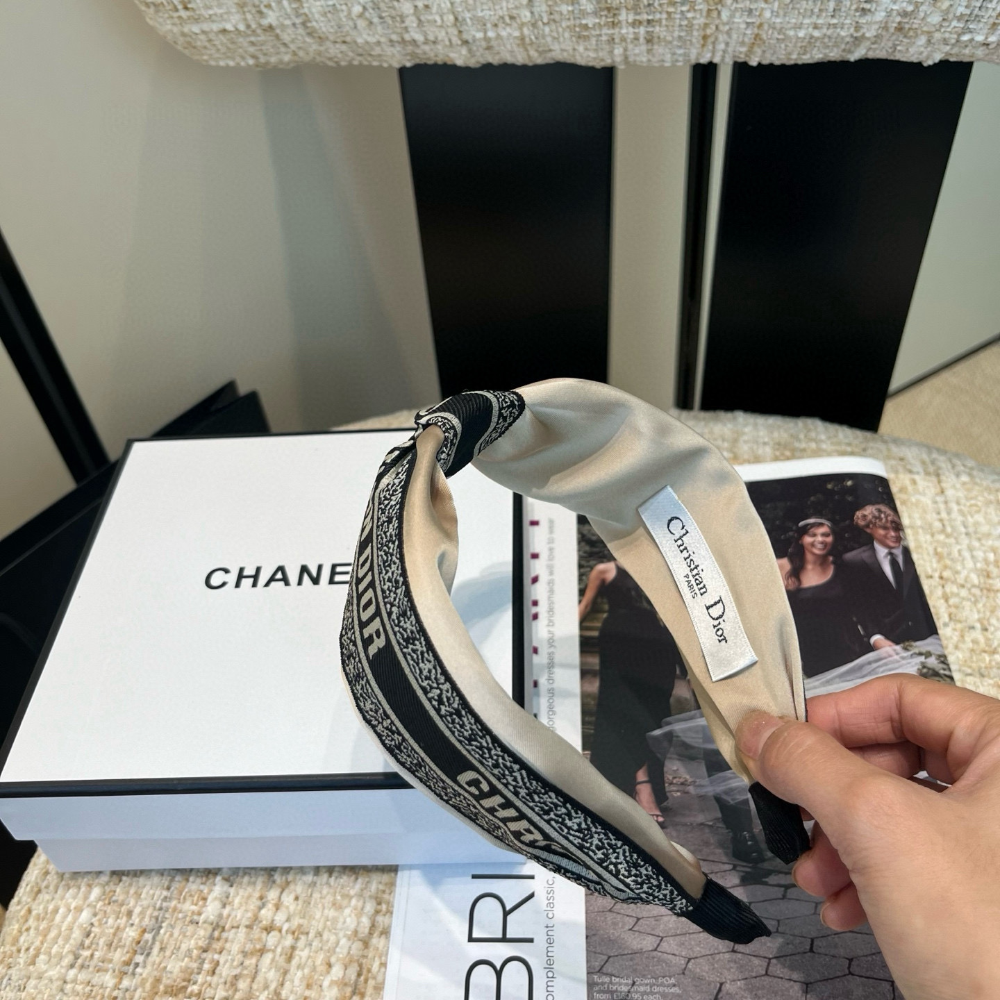 🎁配包装盒Dior（迪奥）CD发箍，经典款！简单实用 时尚潮流．非常好看！小仙女必备…