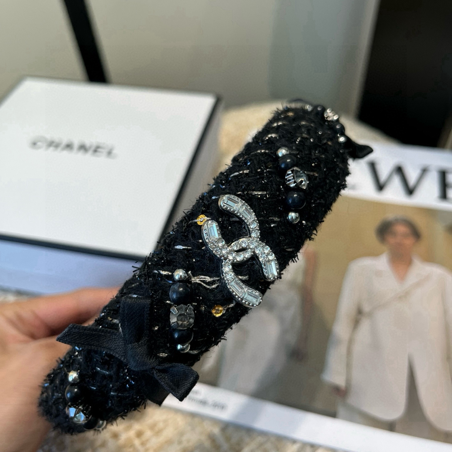 🎁配包装盒Chanel (香奈儿)最新款小香爆款发箍，超级好看！名媛范儿十足，小仙女必备…