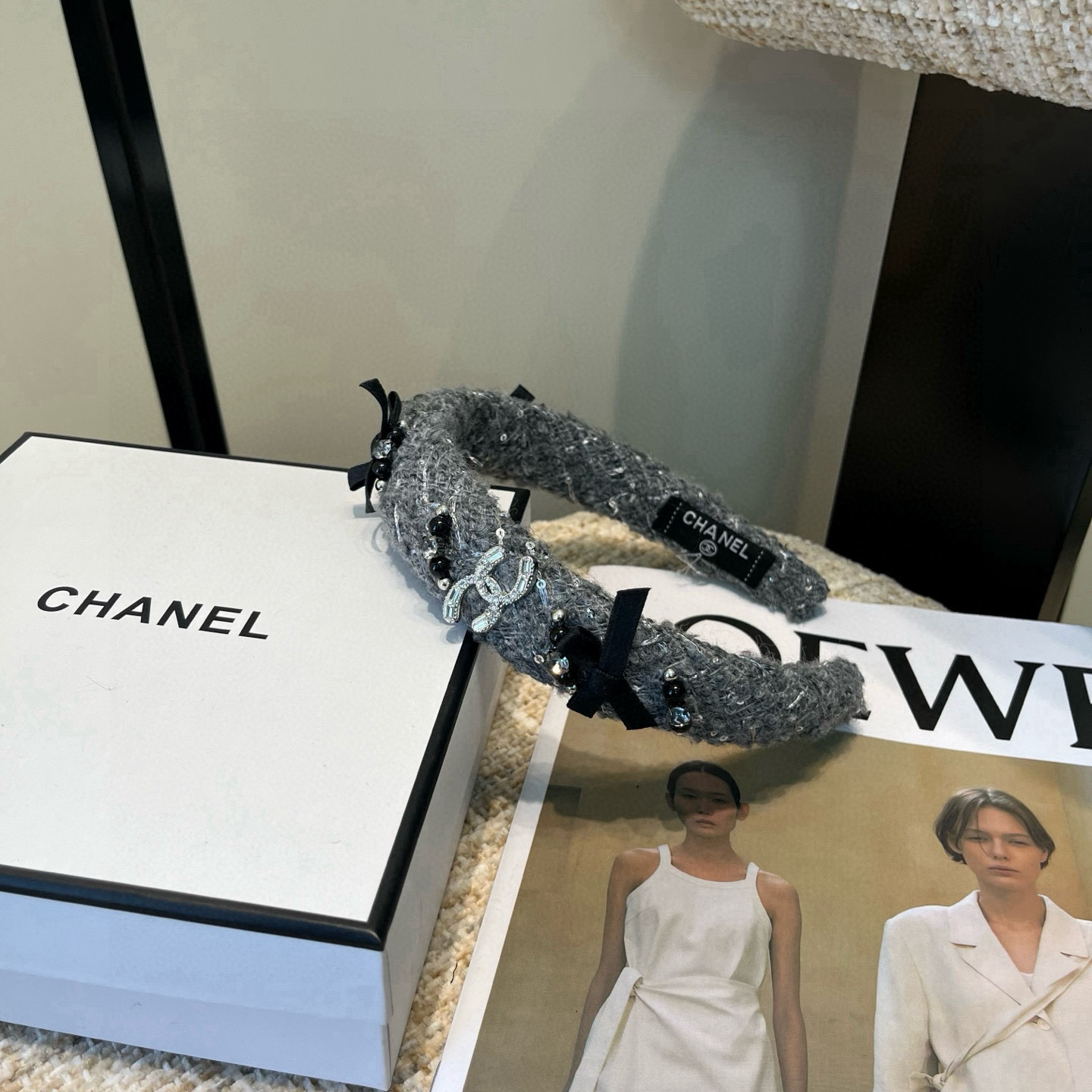 🎁配包装盒Chanel (香奈儿)最新款小香爆款发箍，超级好看！名媛范儿十足，小仙女必备…