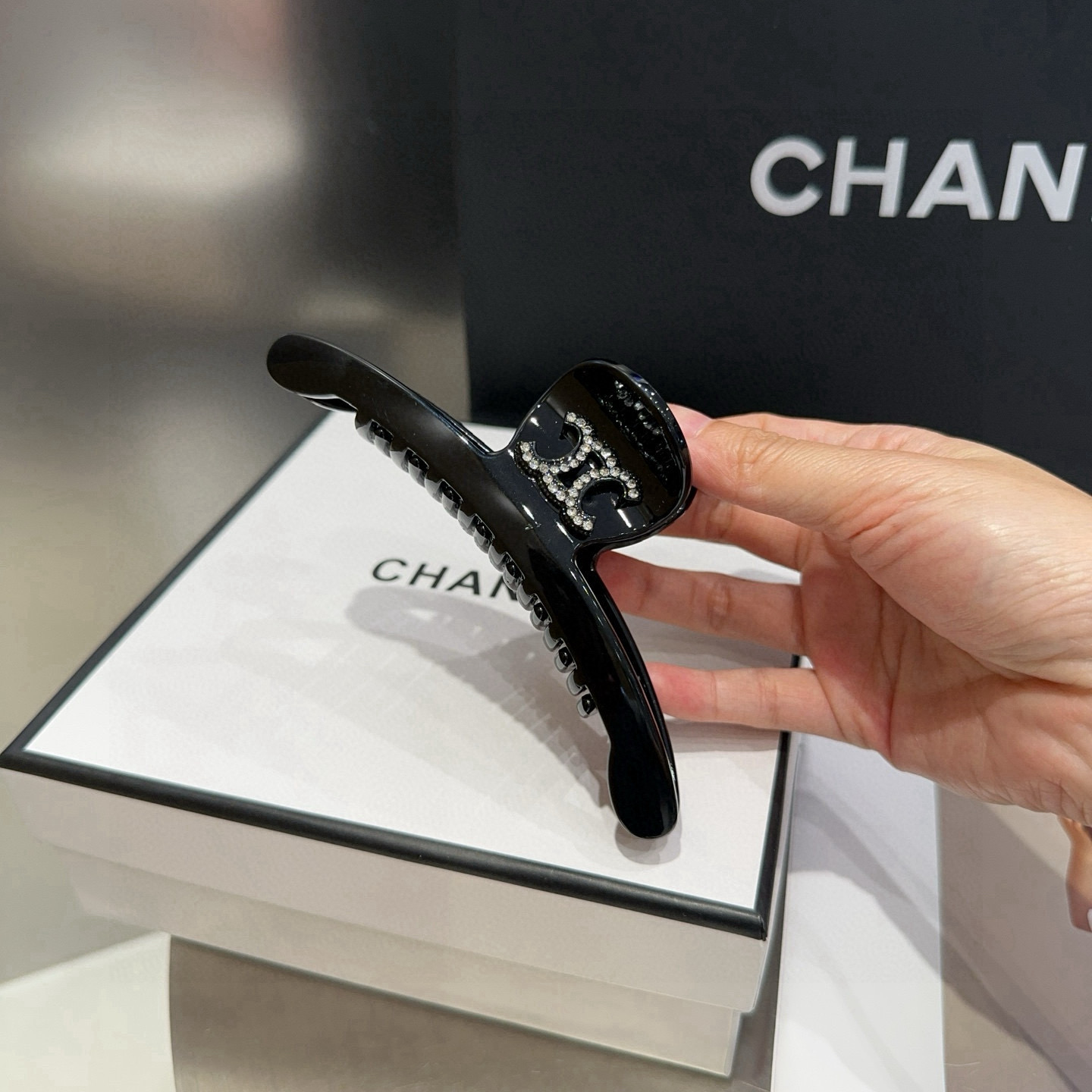 🎁配包装盒CELINE（赛琳）凯旋门新款抓夹，简单大气，时尚百搭！女神必备单品