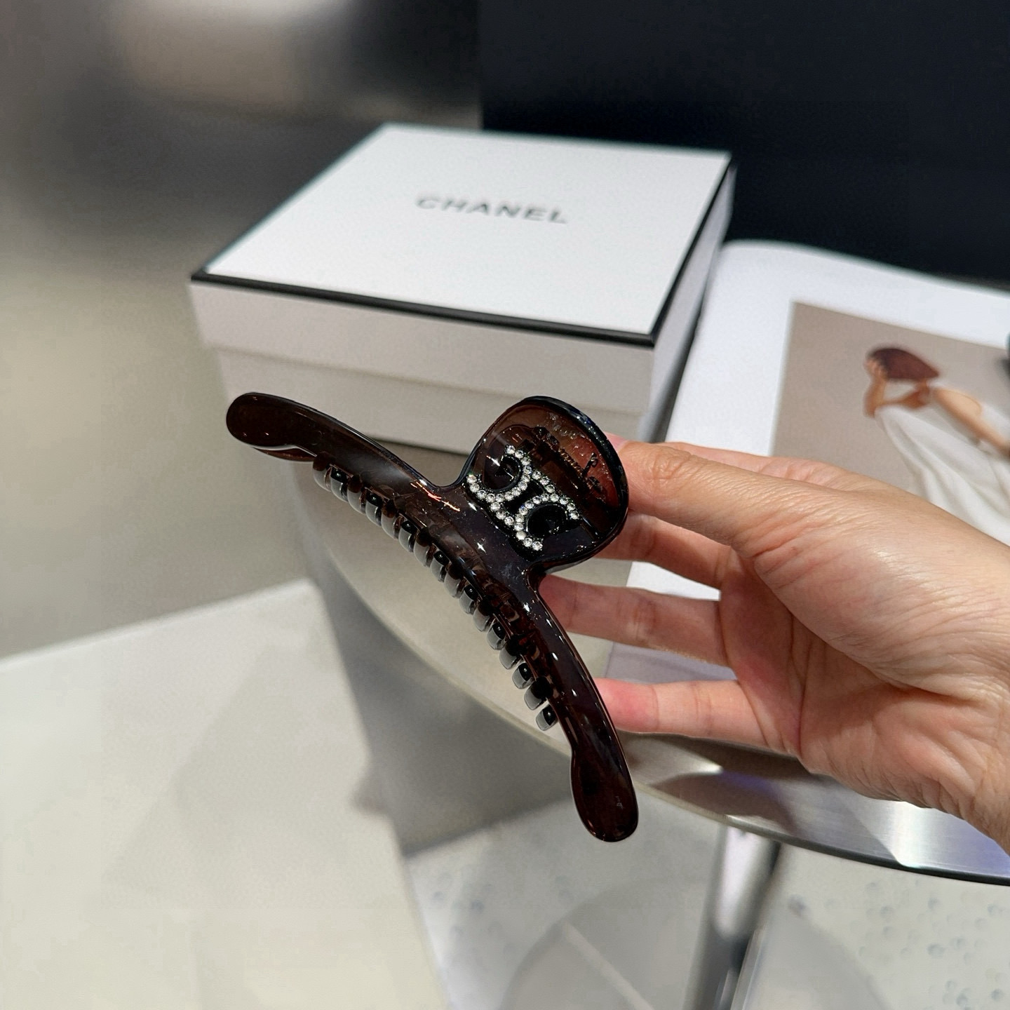 🎁配包装盒CELINE（赛琳）凯旋门新款抓夹，简单大气，时尚百搭！女神必备单品