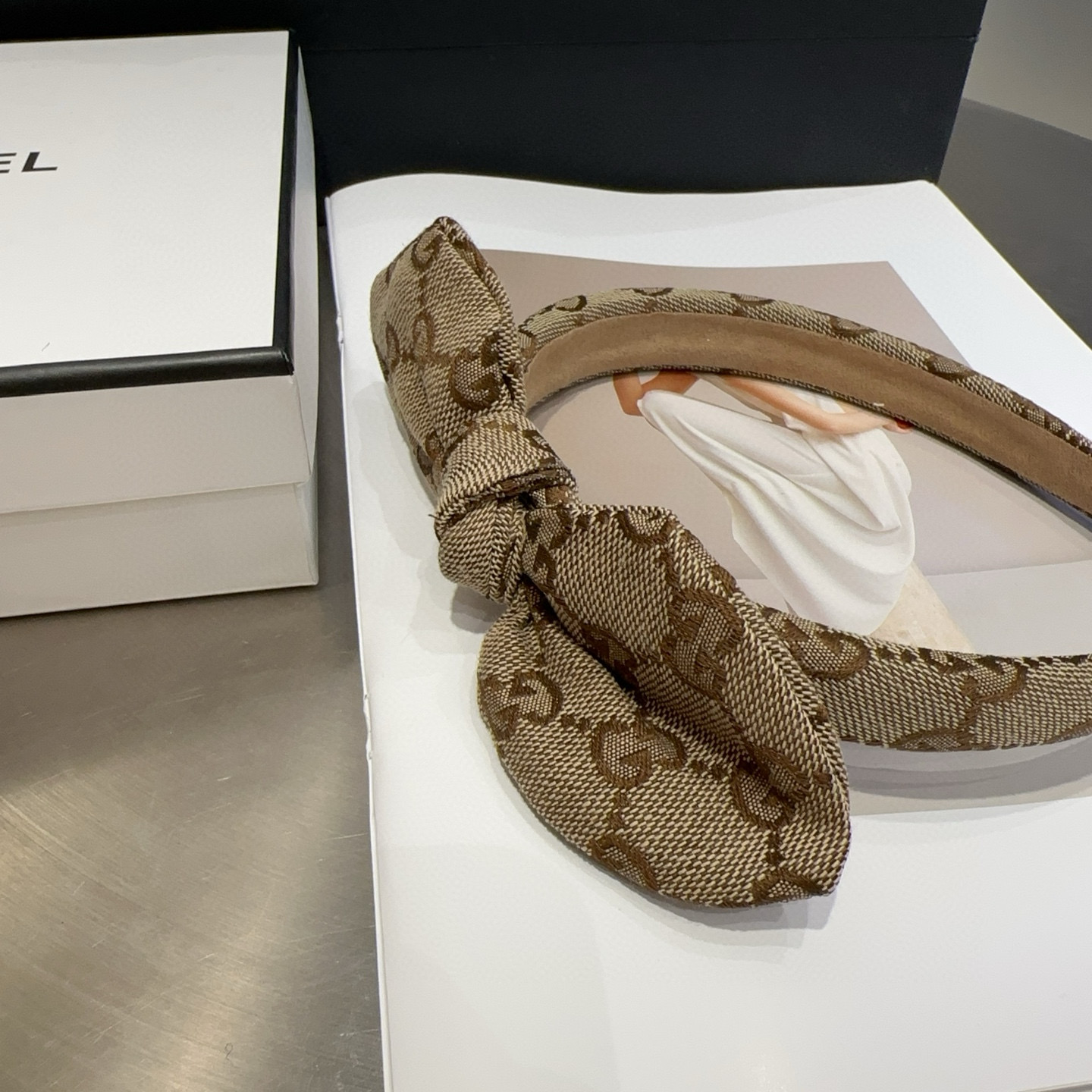 🎁配包装盒Gucci(古奇) GG蝴蝶结发箍，经典字母，时尚百搭，特别耐看，永不过时…