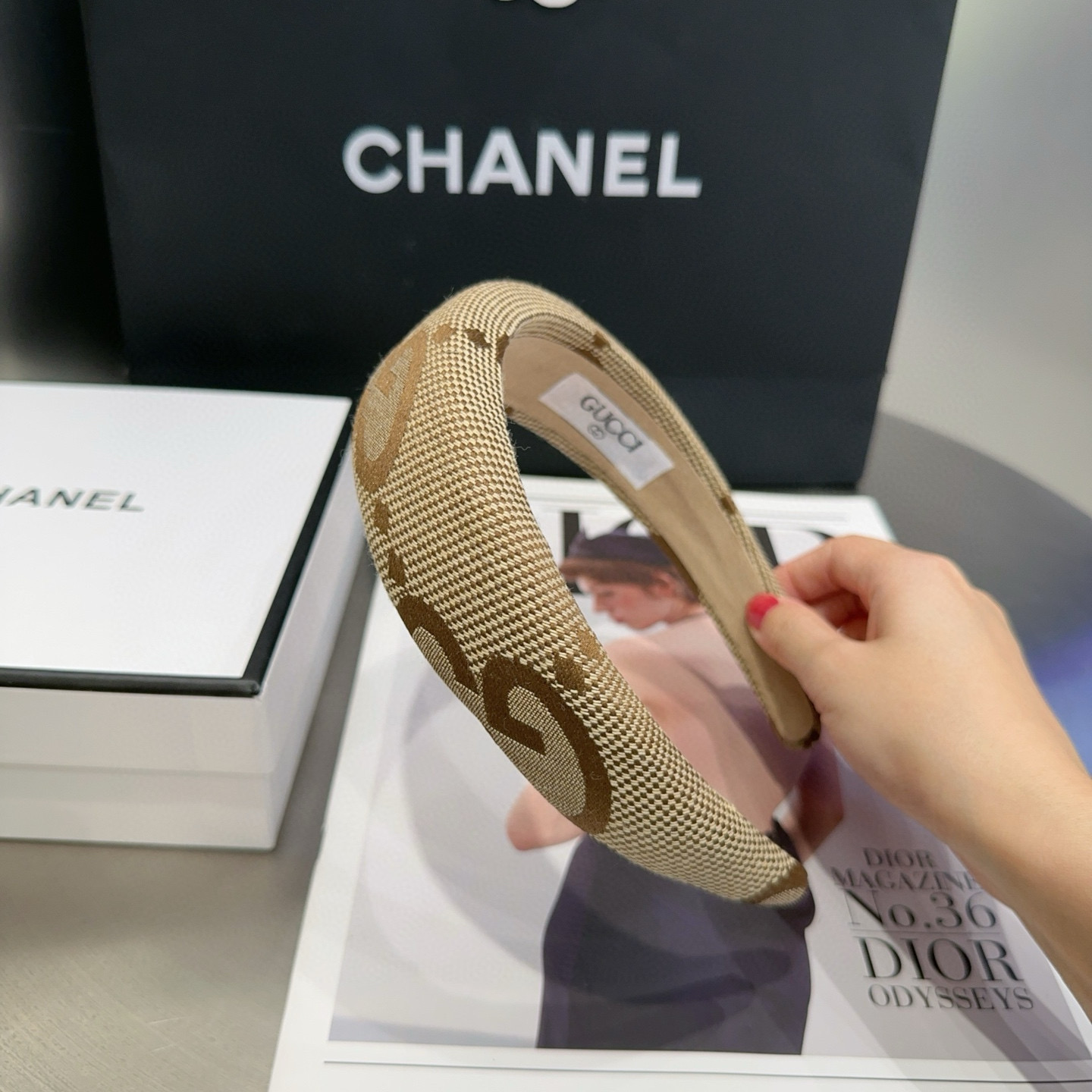 🎁配包装盒Gucci(古奇) GG字母发箍，时尚潮流，非常好搭配！小仙女必备