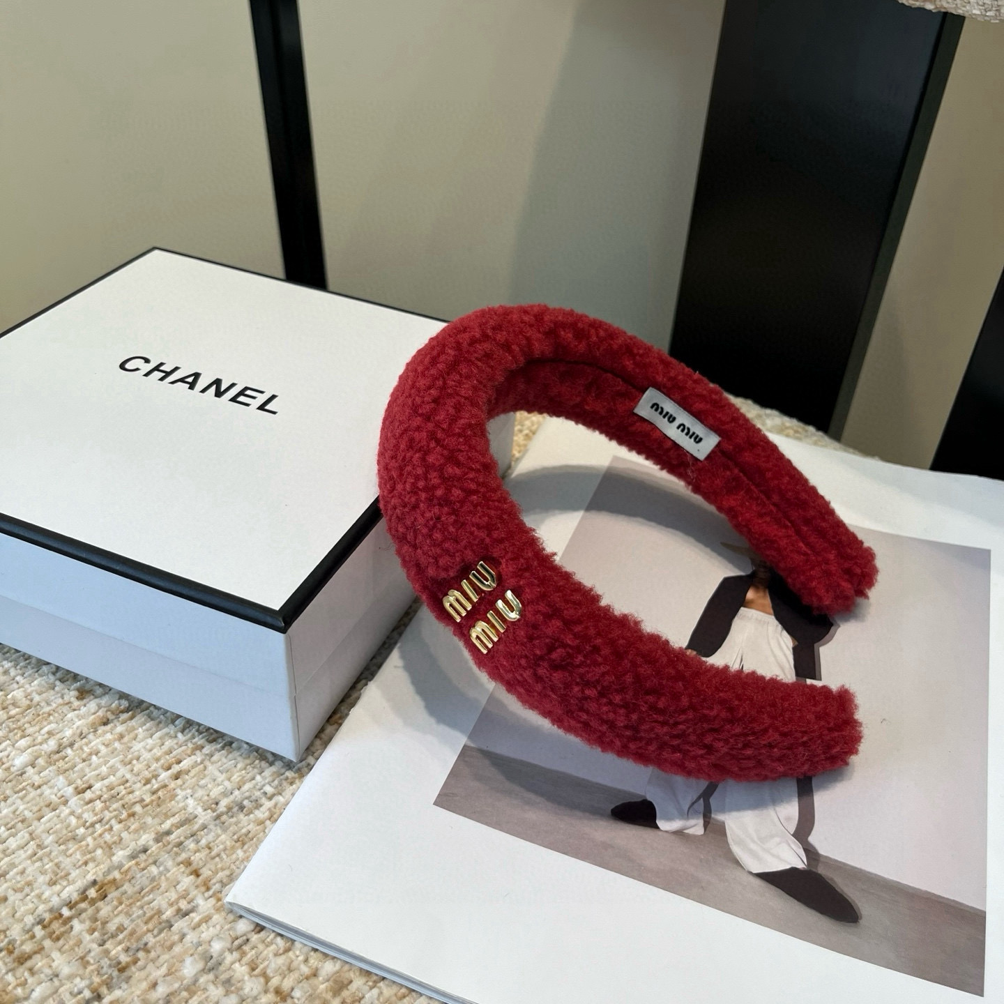 🎁配包装盒miumiu新款发箍，简单优雅，实用百搭，值得入手！