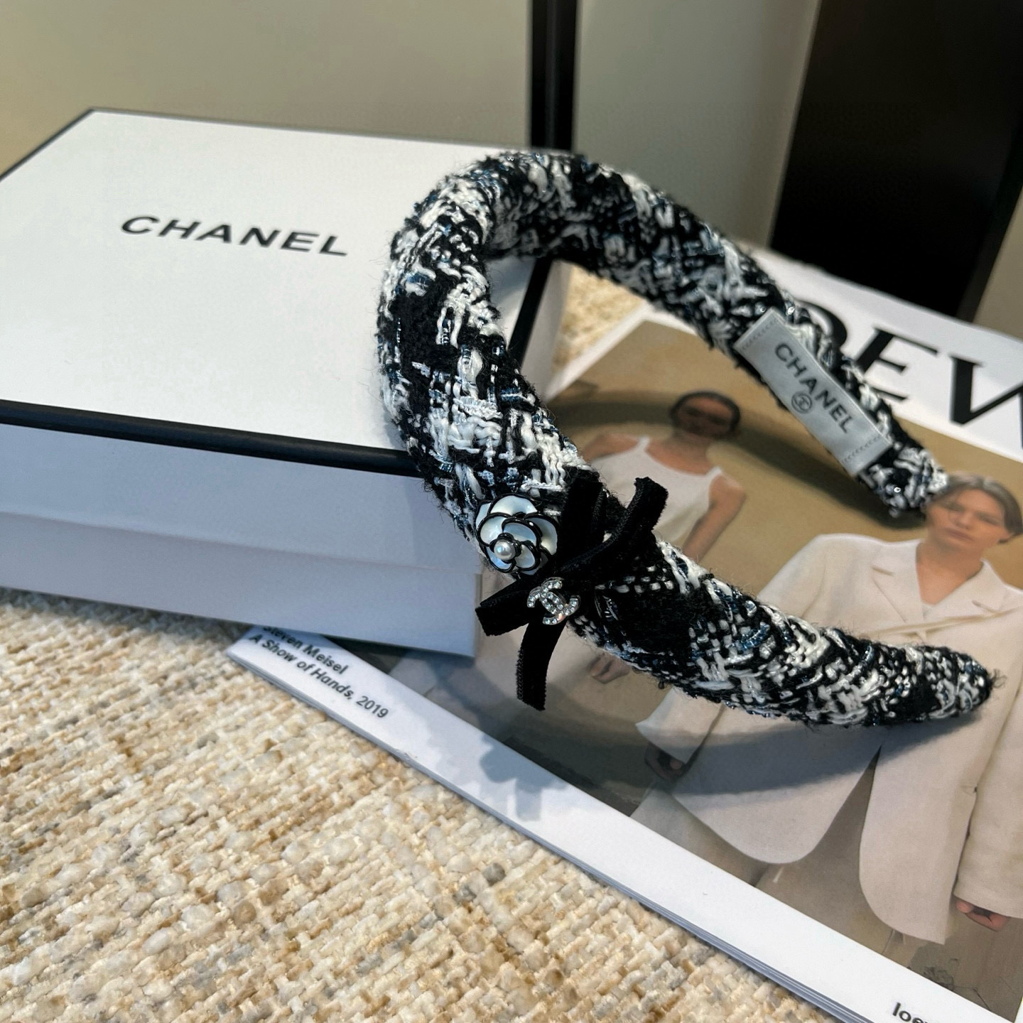 🎁配包装盒Chanel (香奈儿)最新款小香爆款发箍，超级好看！名媛范儿十足，小仙女必备…