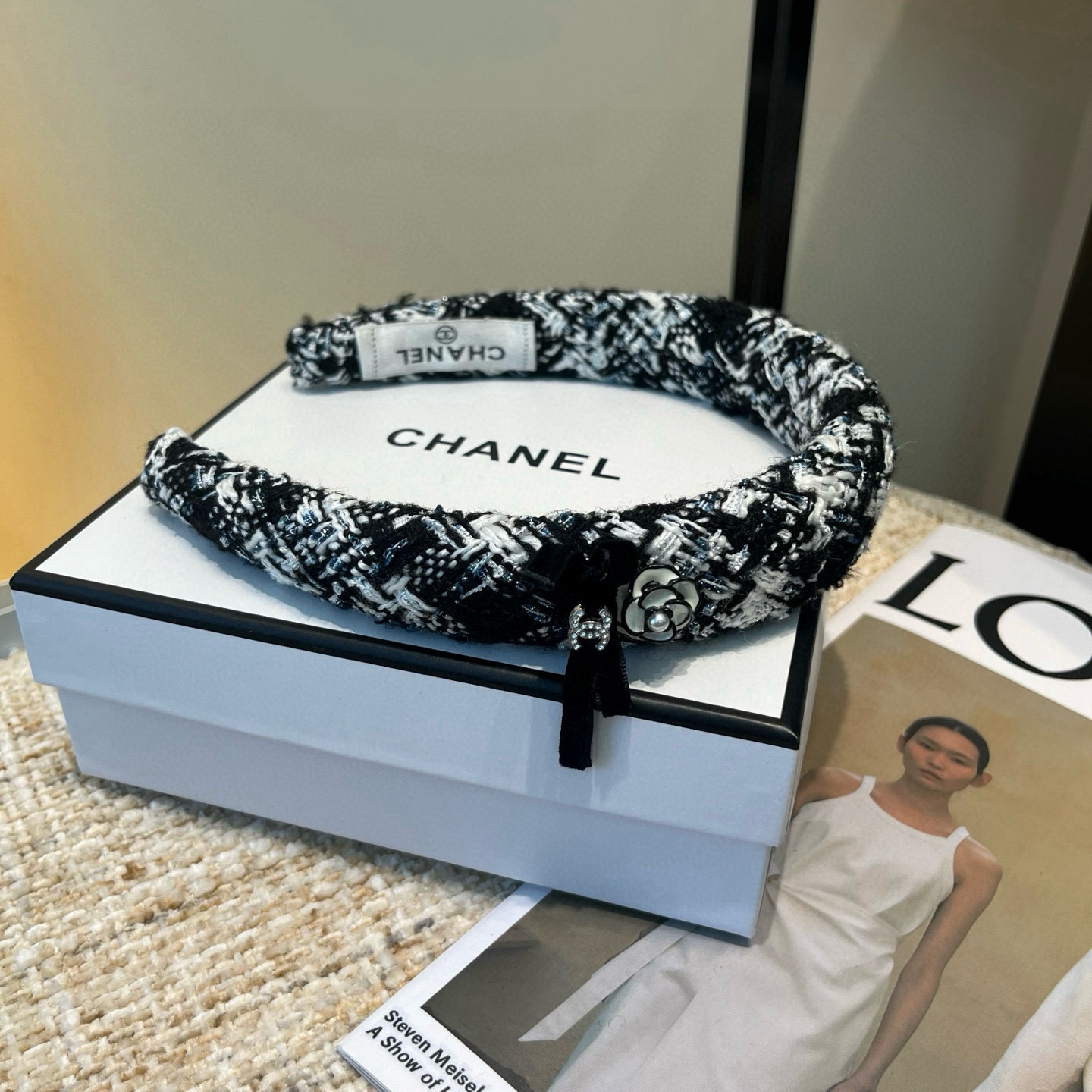 🎁配包装盒Chanel (香奈儿)最新款小香爆款发箍，超级好看！名媛范儿十足，小仙女必备…