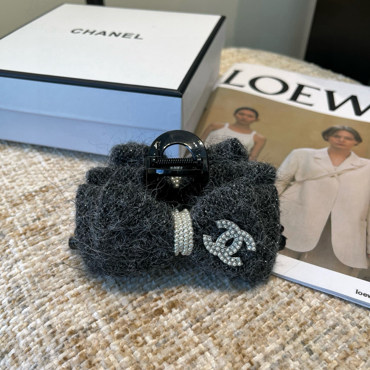 🎁配包装盒Chanel (香奈儿)最新款小香爆款抓夹，超级好看！名媛范儿十足，小仙女必备…