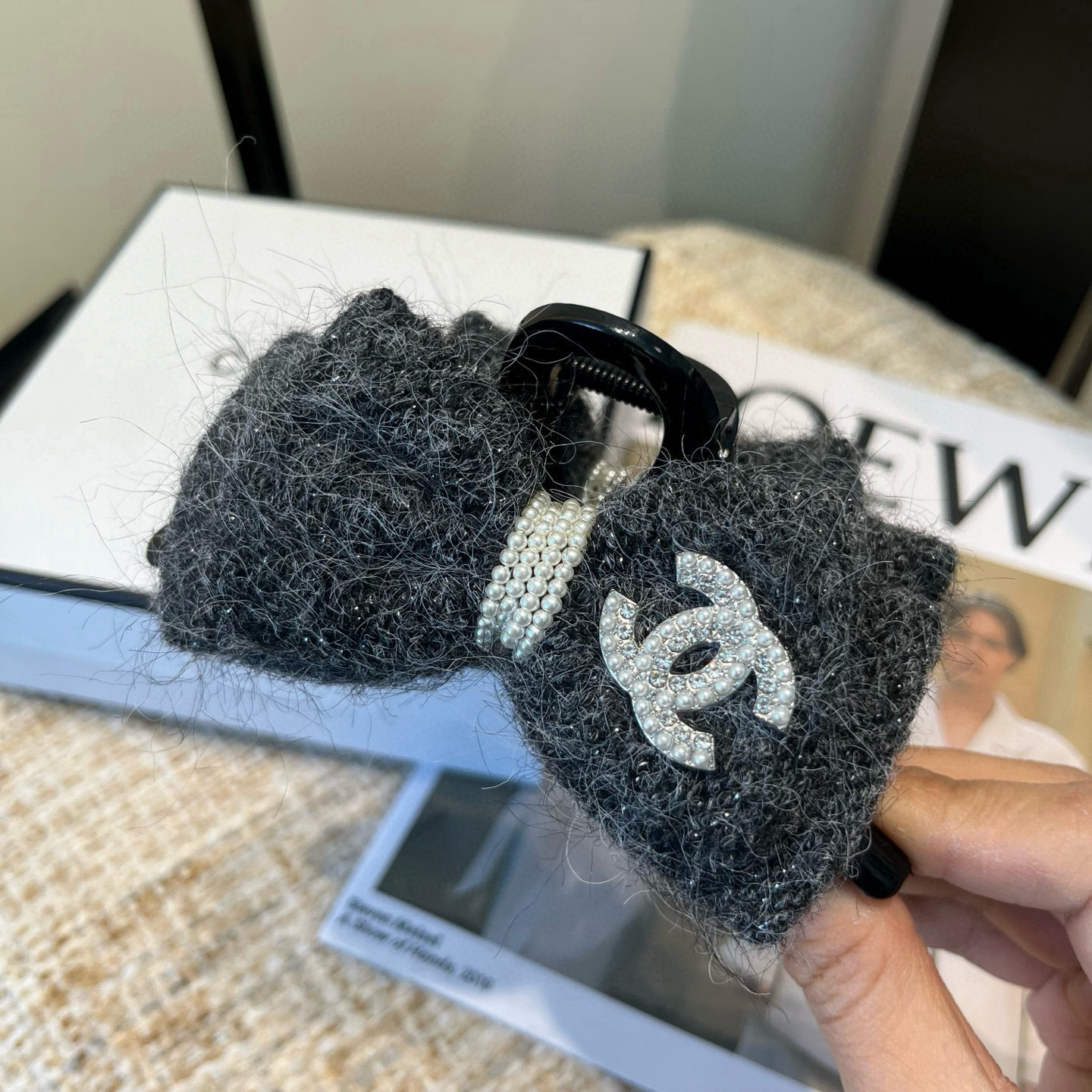 🎁配包装盒Chanel (香奈儿)最新款小香爆款抓夹，超级好看！名媛范儿十足，小仙女必备…