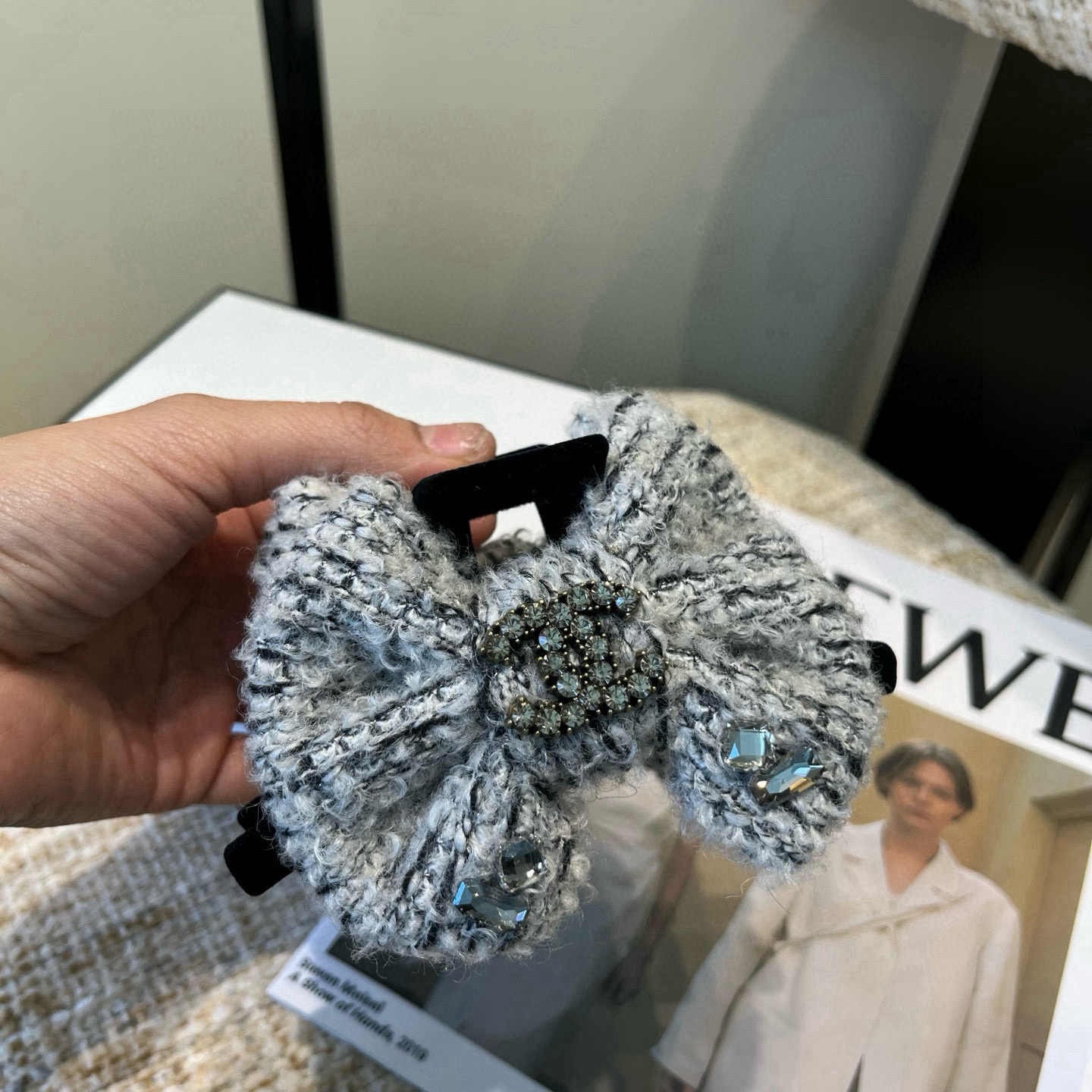 🎁配包装盒Chanel (香奈儿)最新款小香爆款抓夹，超级好看！名媛范儿十足，小仙女必备…